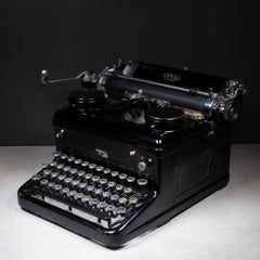 Art Deco Royal KHM Standard Typewriter c.1935