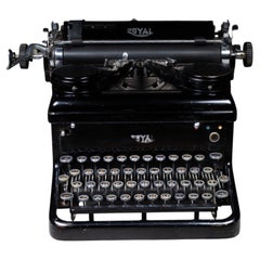Art Deco Royal KHM Standard Typewriter c.1935