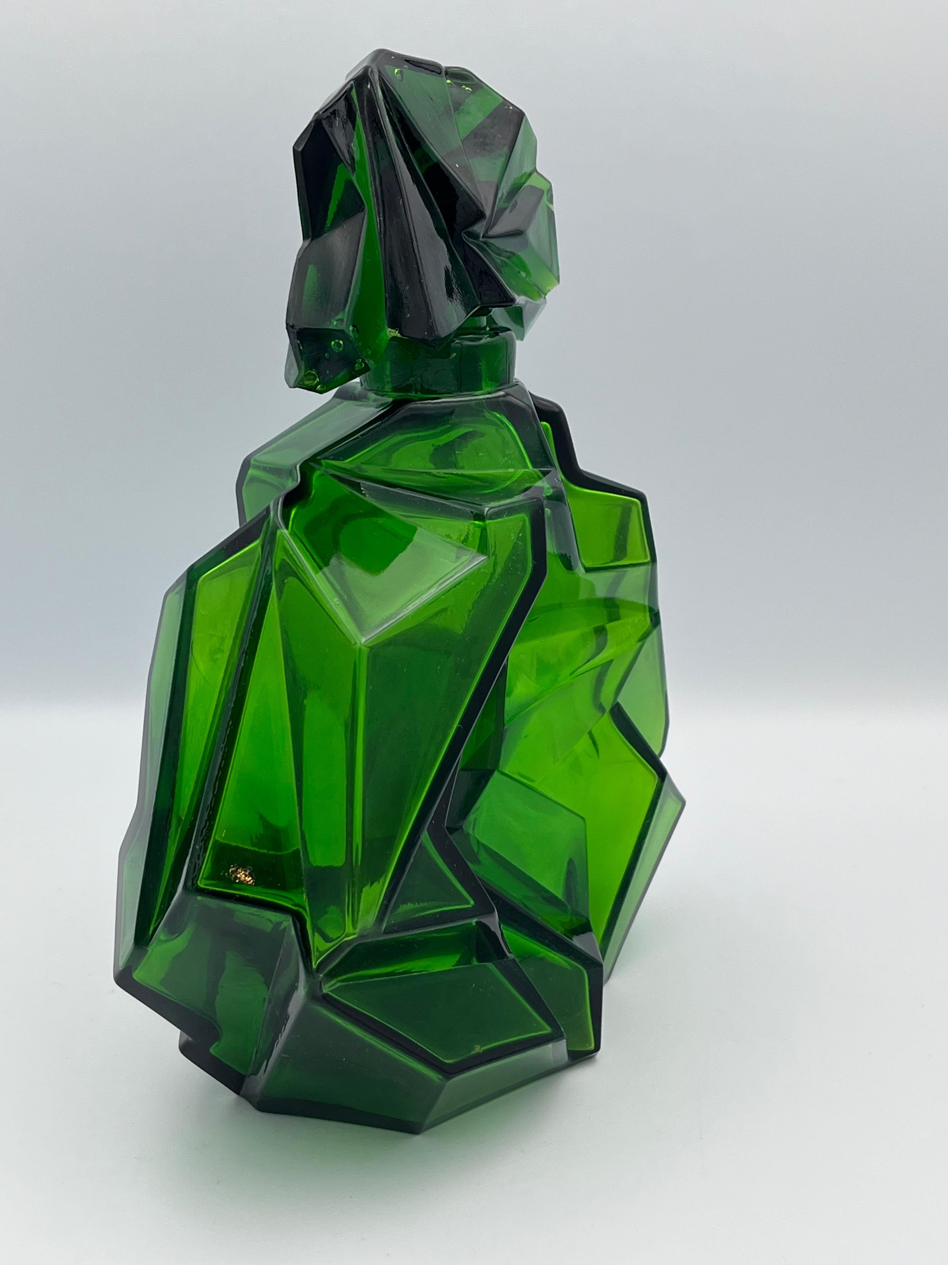 Art Deco Ruba Rombic Jungle Green Glass Decanter by Rubin Haley for Consolodated For Sale 4