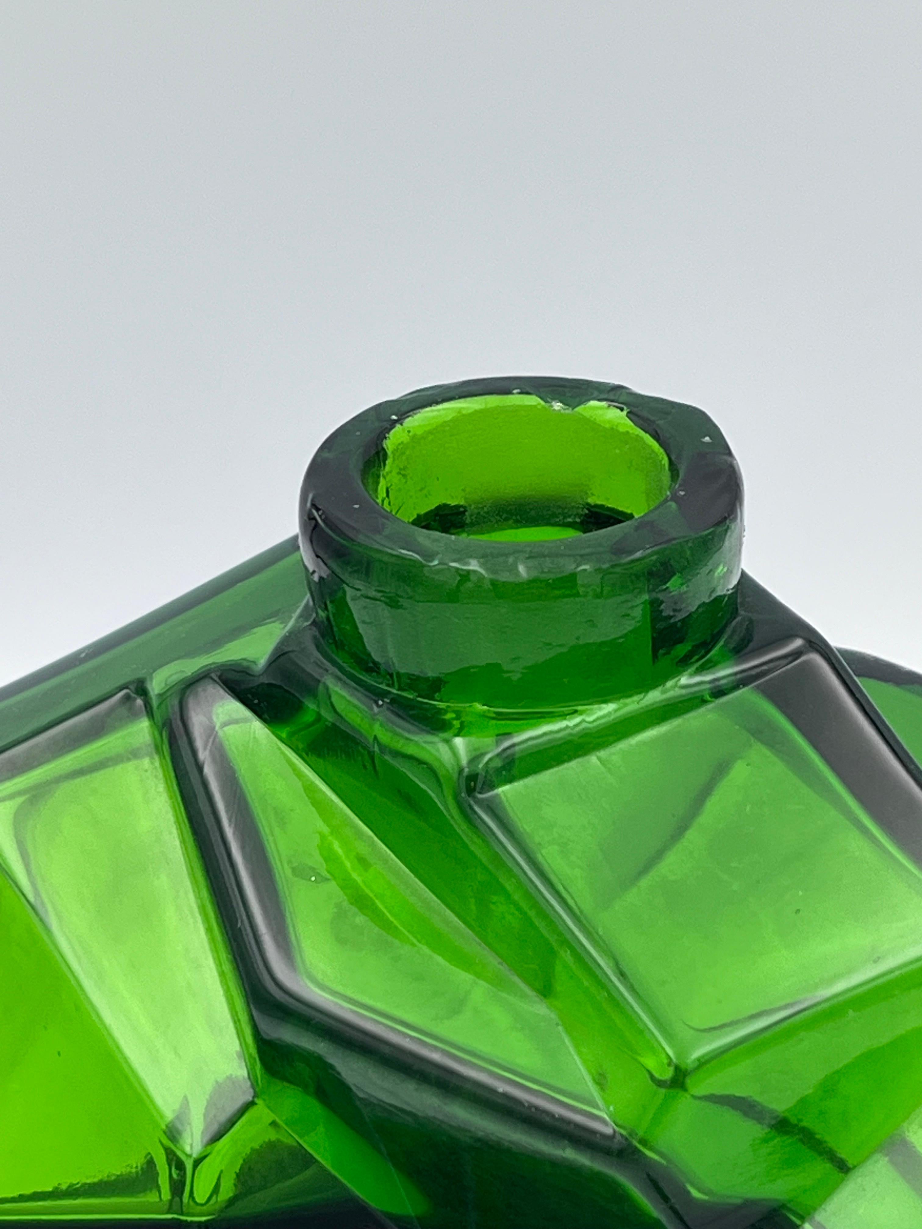 Art Deco Ruba Rombic Jungle Green Glass Decanter by Rubin Haley for Consolodated For Sale 7