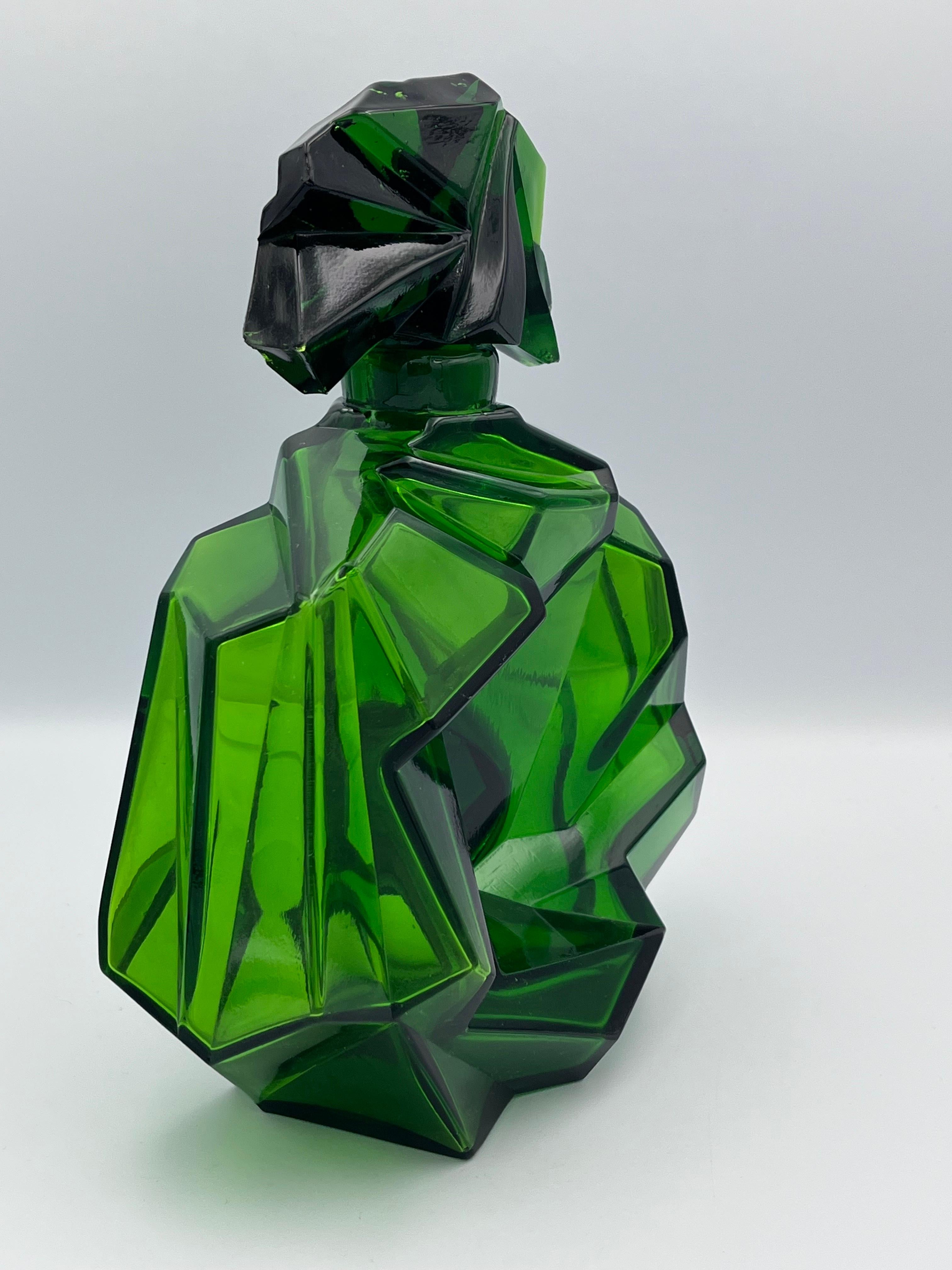 Art Deco Ruba Rombic Jungle Green Glass Decanter by Rubin Haley for Consolodated In Good Condition For Sale In Red Lion, PA