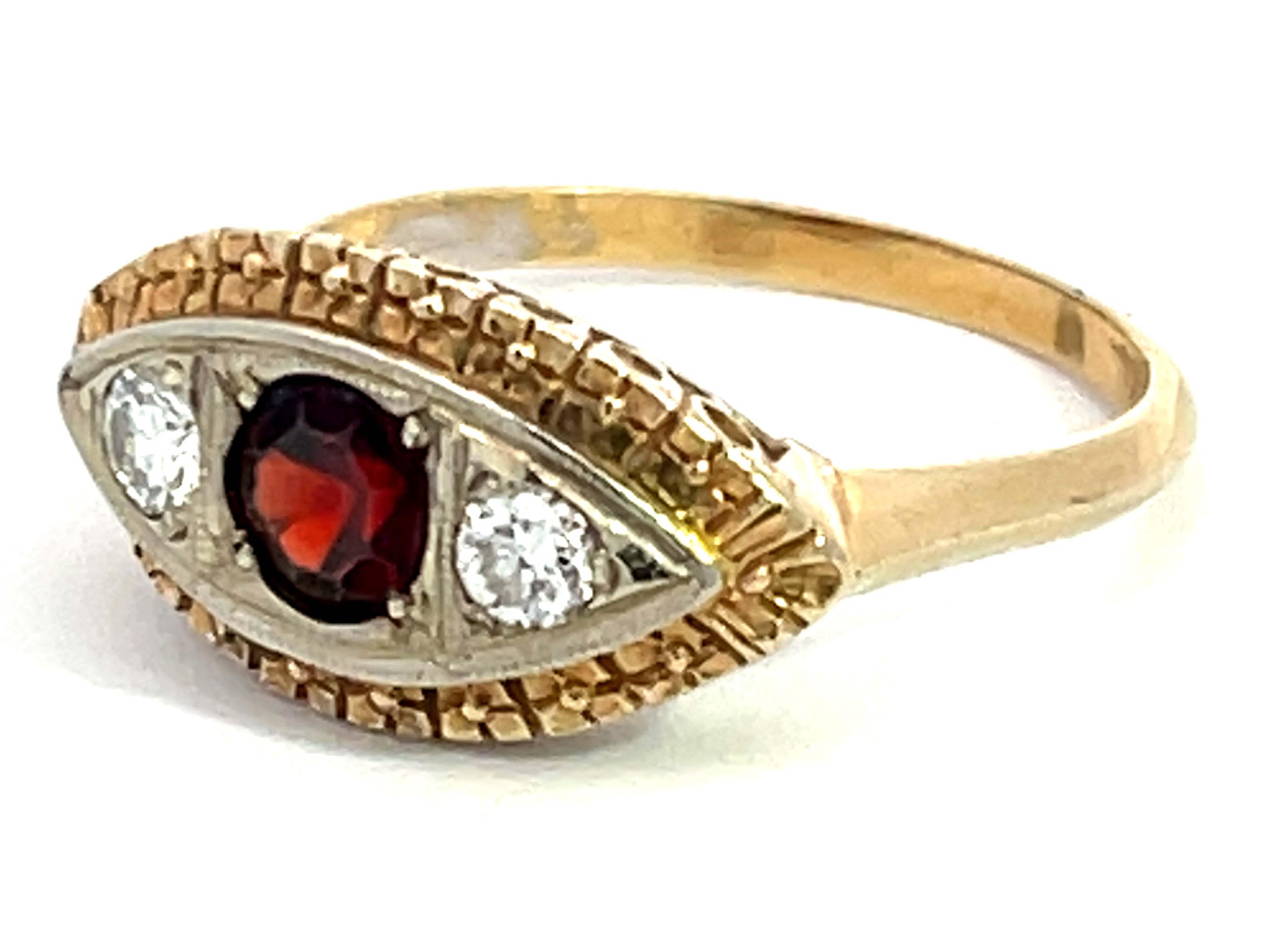 Art Deco Rubellite Garnet and Diamond Eye Ring in 14k Yellow Gold In Excellent Condition For Sale In Honolulu, HI