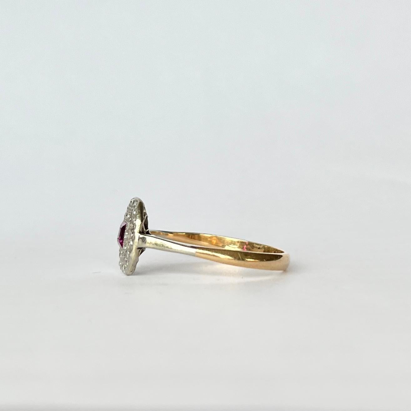 Bague à panneau Art déco en or 18 carats et platine avec rubis et diamants Pour femmes en vente