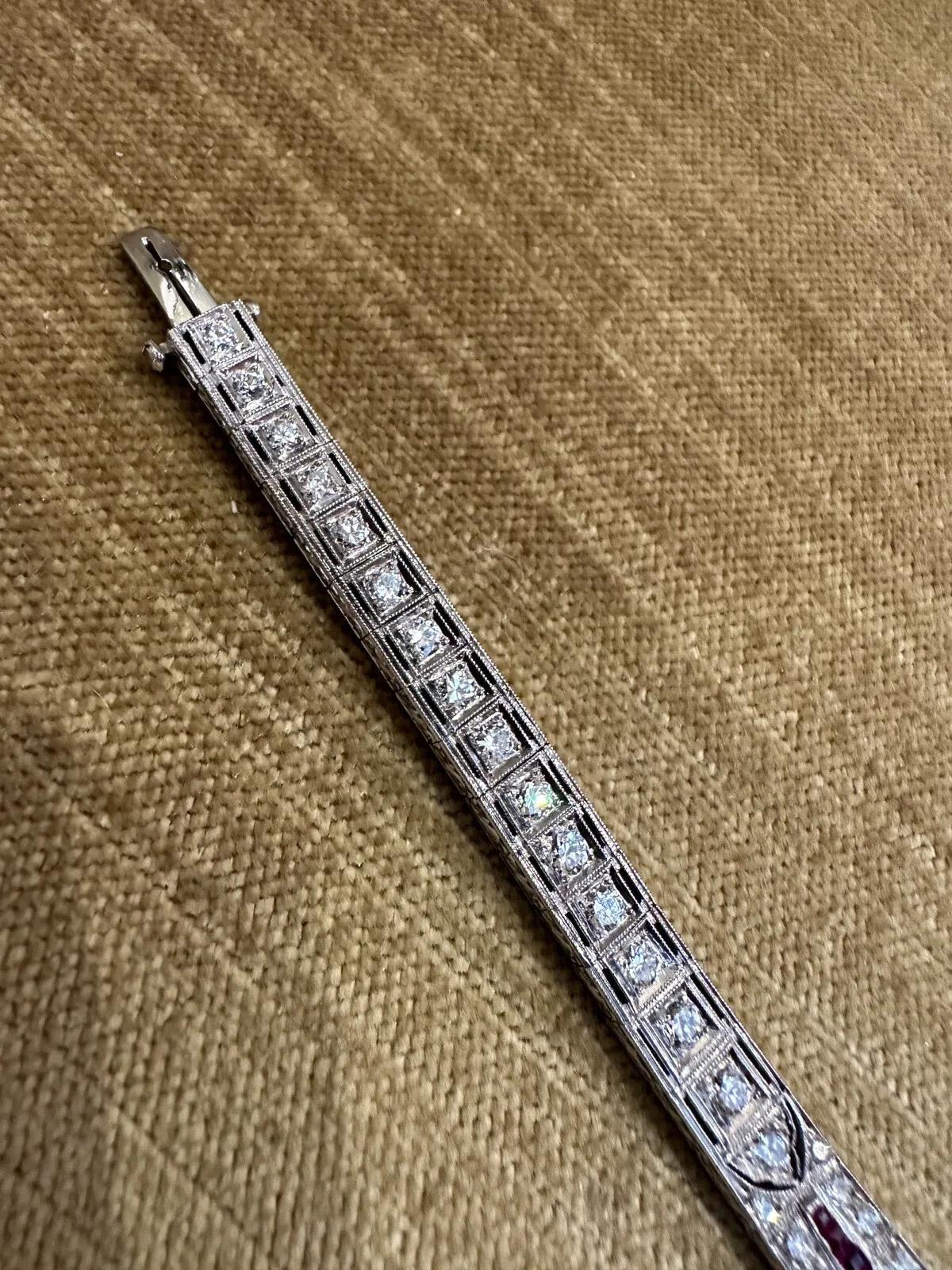 Art Deco Ruby and Diamond Bracelet in Platinum For Sale 3