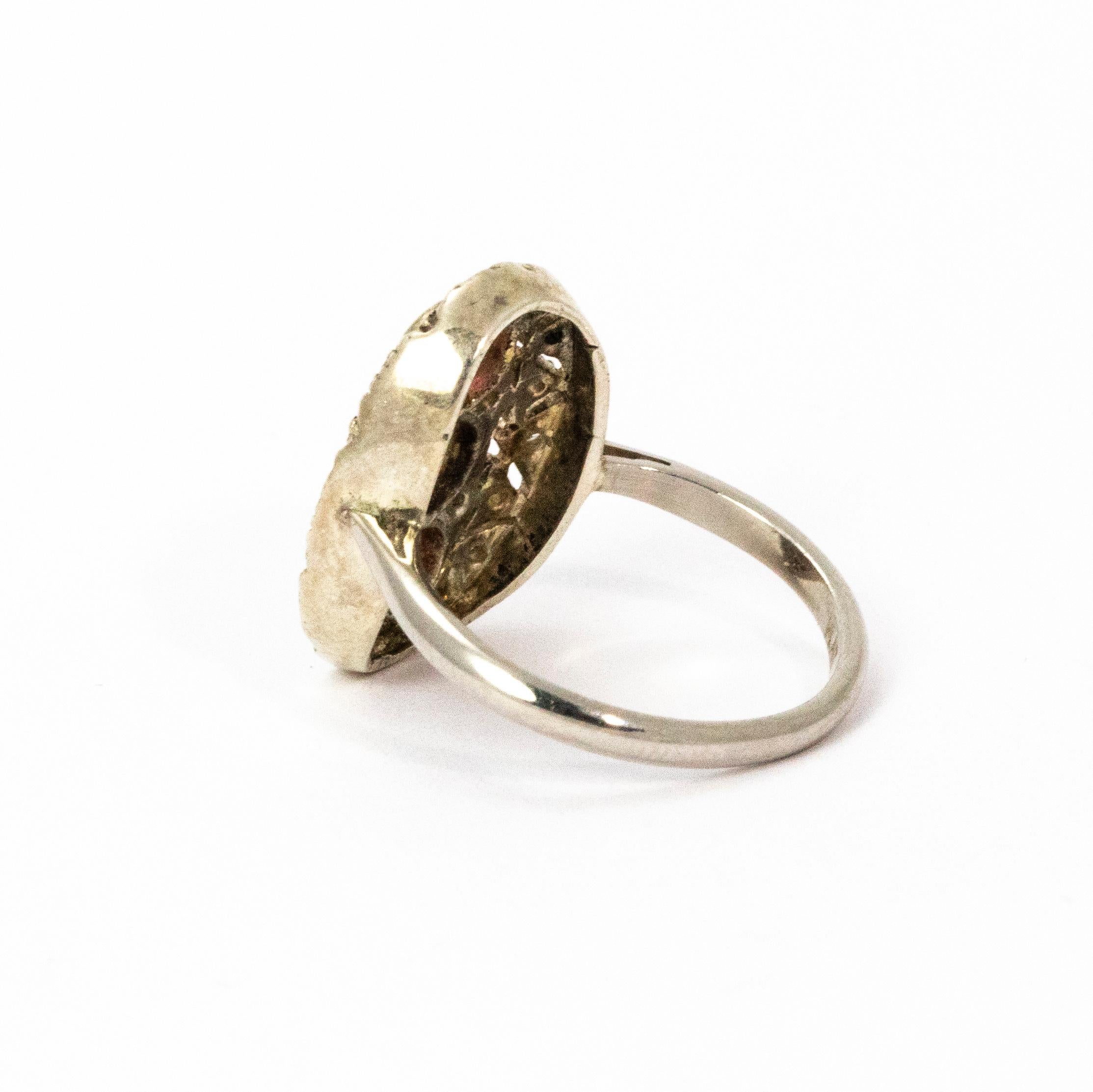 Art Deco Ruby and Diamond Platinum Ring In Good Condition In Chipping Campden, GB