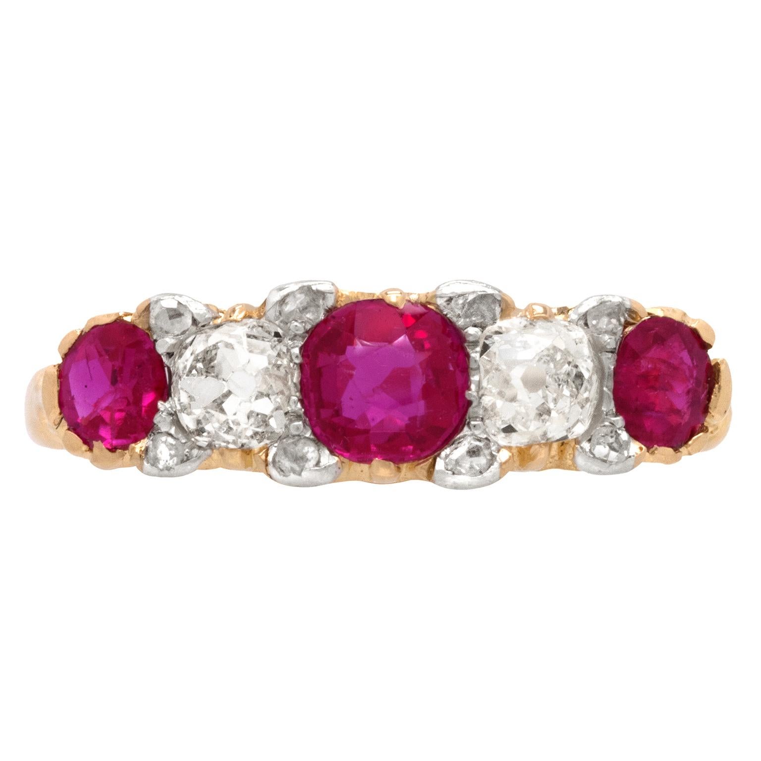 Art Deco Ruby and Diamond Ring 18k c1920s For Sale 2