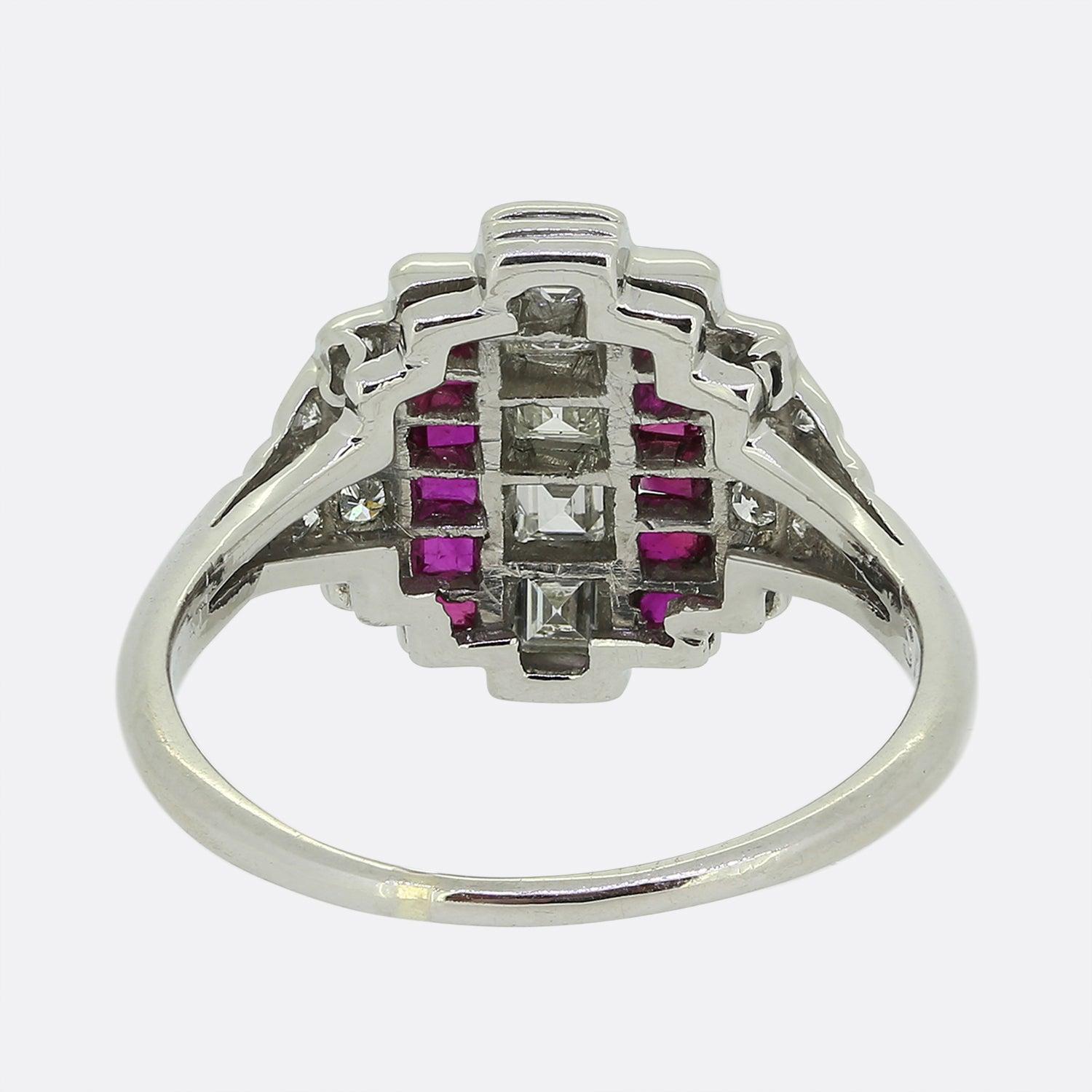 Art Deco Ruby and Diamond Ring In Good Condition For Sale In London, GB