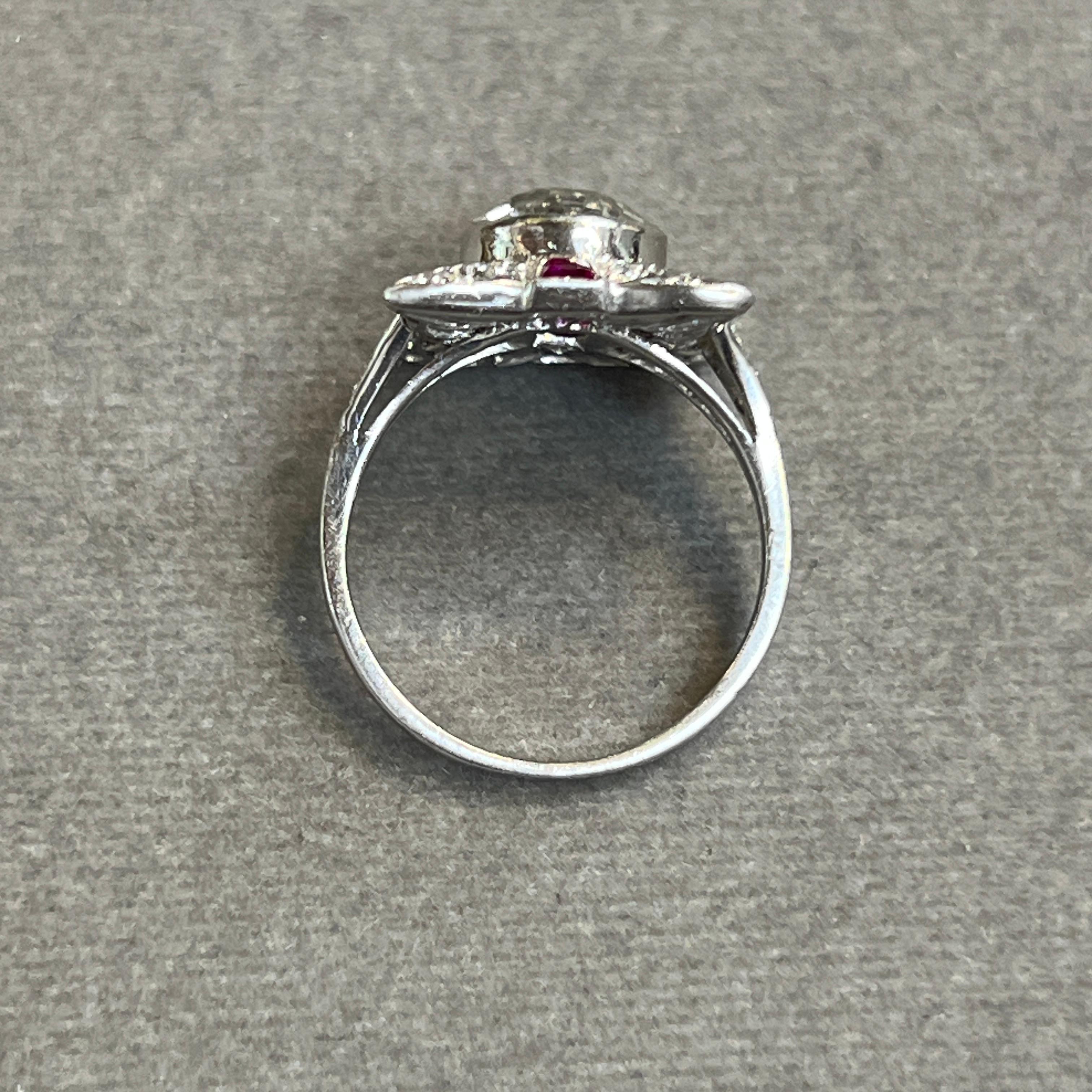 Anello Art Deco con rubino e diamanti in vendita 2