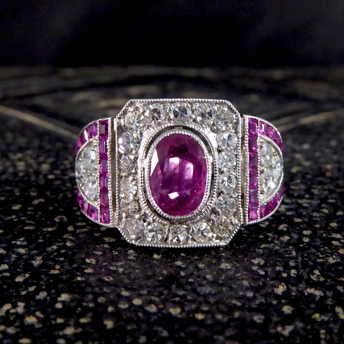 Art-Déco-Ring mit Rubin und Diamant in Platin und Originalverpackung für Damen oder Herren