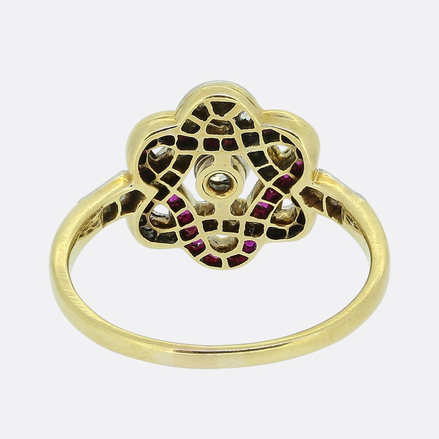 Anillo Art Decó de Rubí y Estrella de Diamantes en Bueno estado para la venta en London, GB
