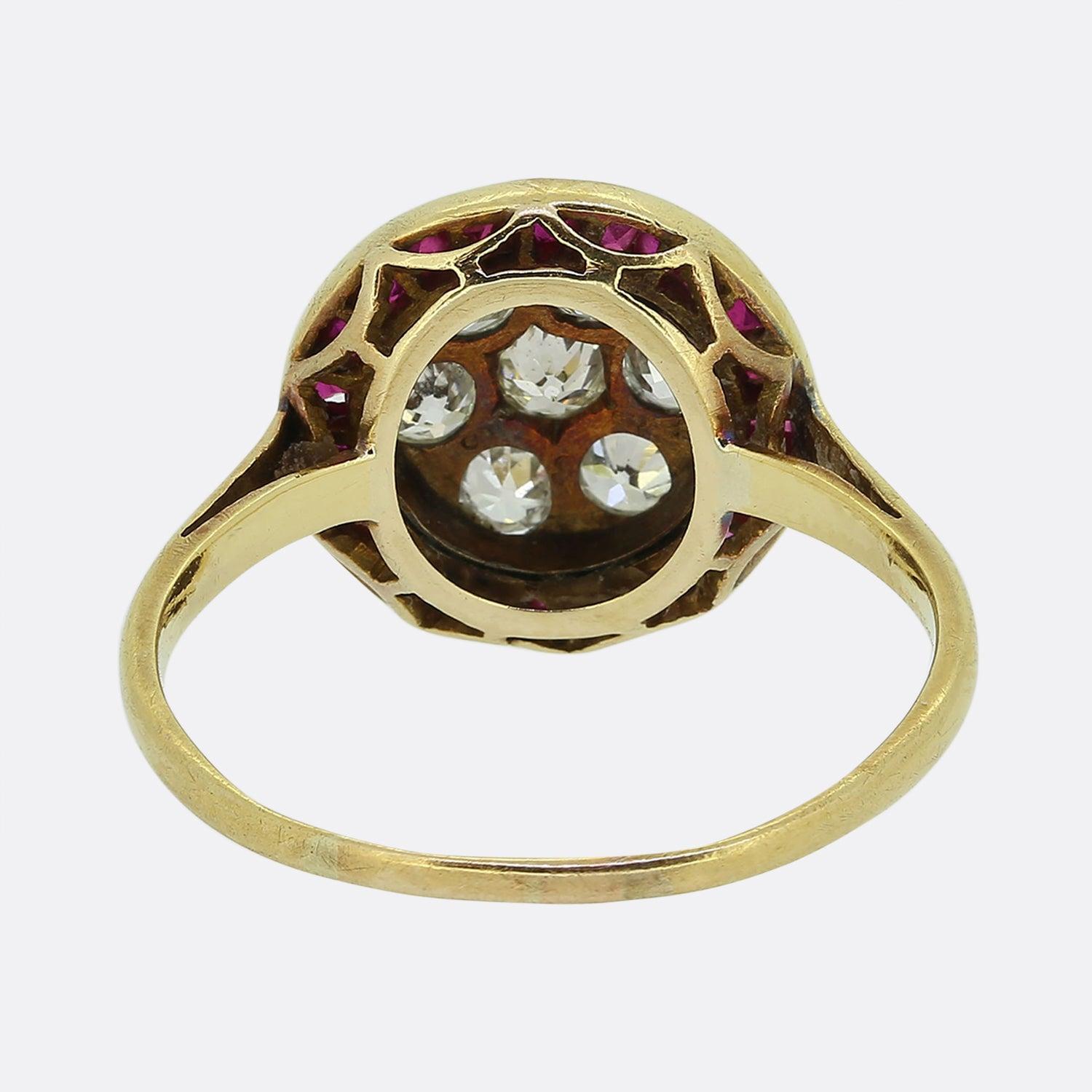Art Deco Ruby and Diamond Target Ring In Good Condition In London, GB
