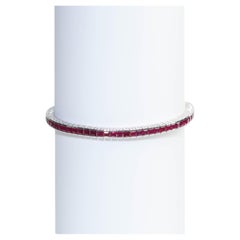 Bracelet ligne Art déco en platine et rubis, vers 1935, 5,04 carats