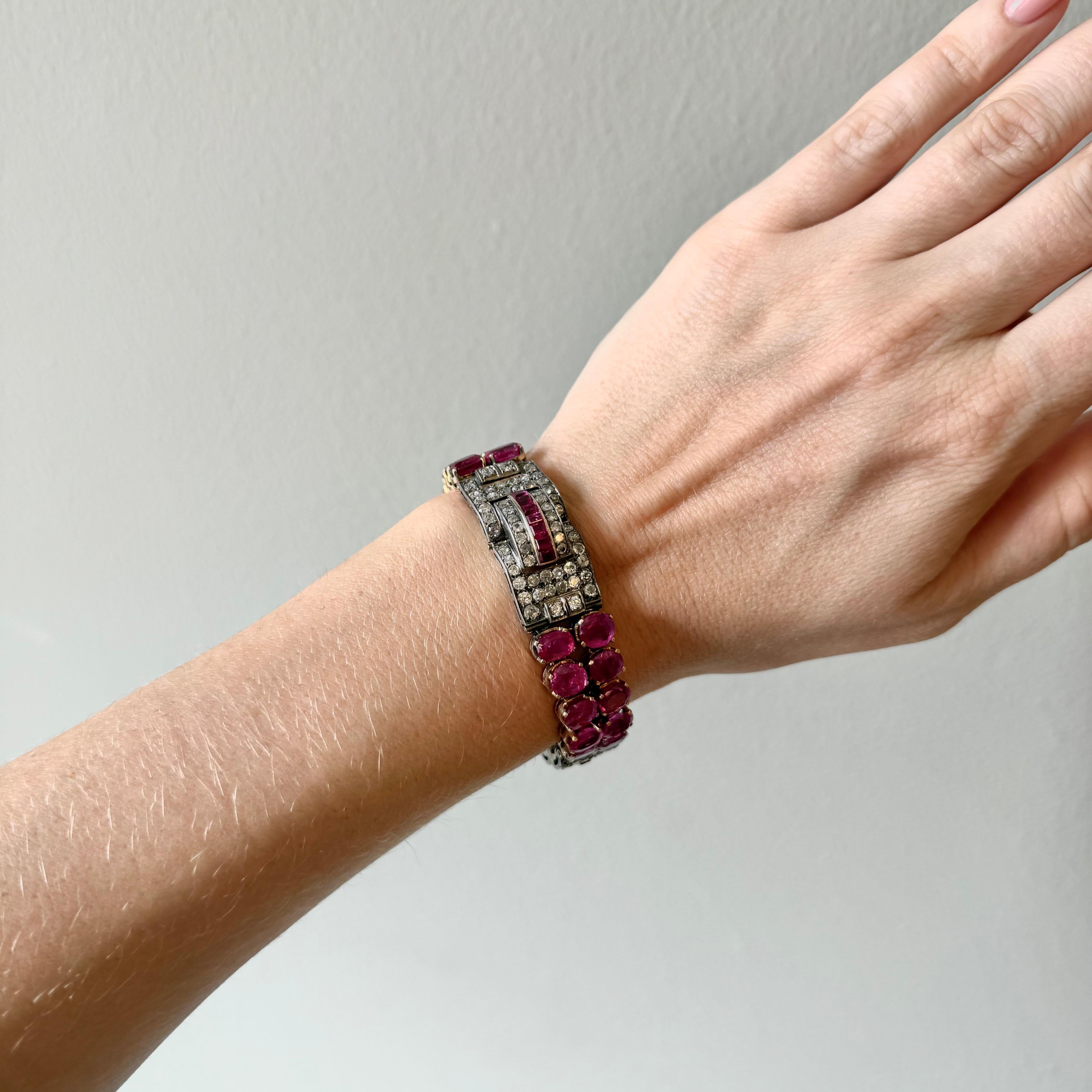 Art Deco Ruby & Diamond Bracelet in 18K Yellow Gold and Silver In Fair Condition For Sale In Lucerne, CH