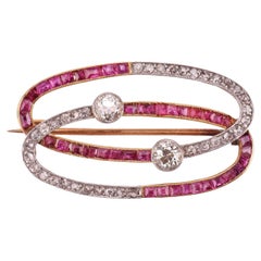 ART DECO RUBY
DIAMOND Brooch