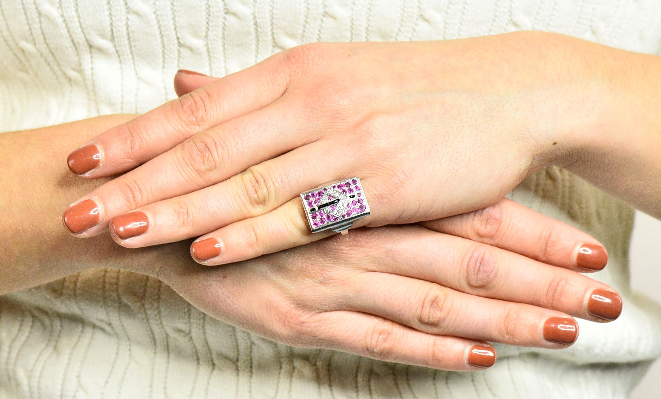 Art Deco Rubin Diamant Onyx Platin Sternzeichen Schütze Ring 5