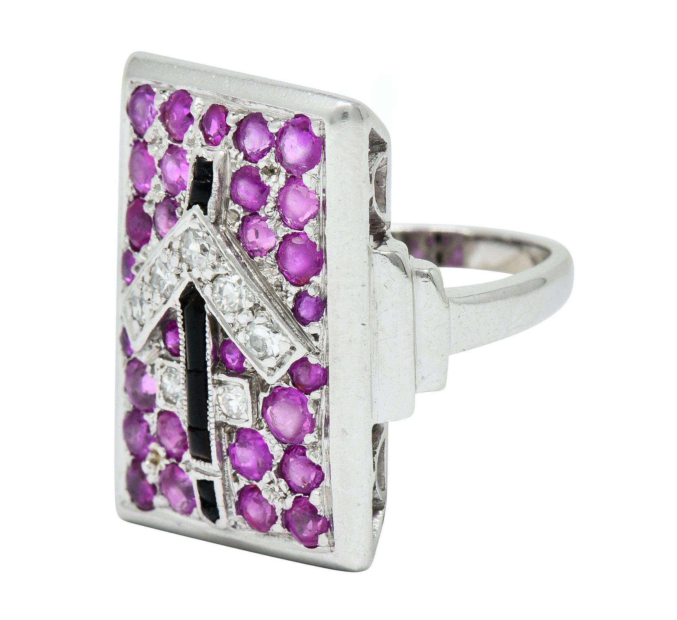 Art Deco Rubin Diamant Onyx Platin Sternzeichen Schütze Ring für Damen oder Herren
