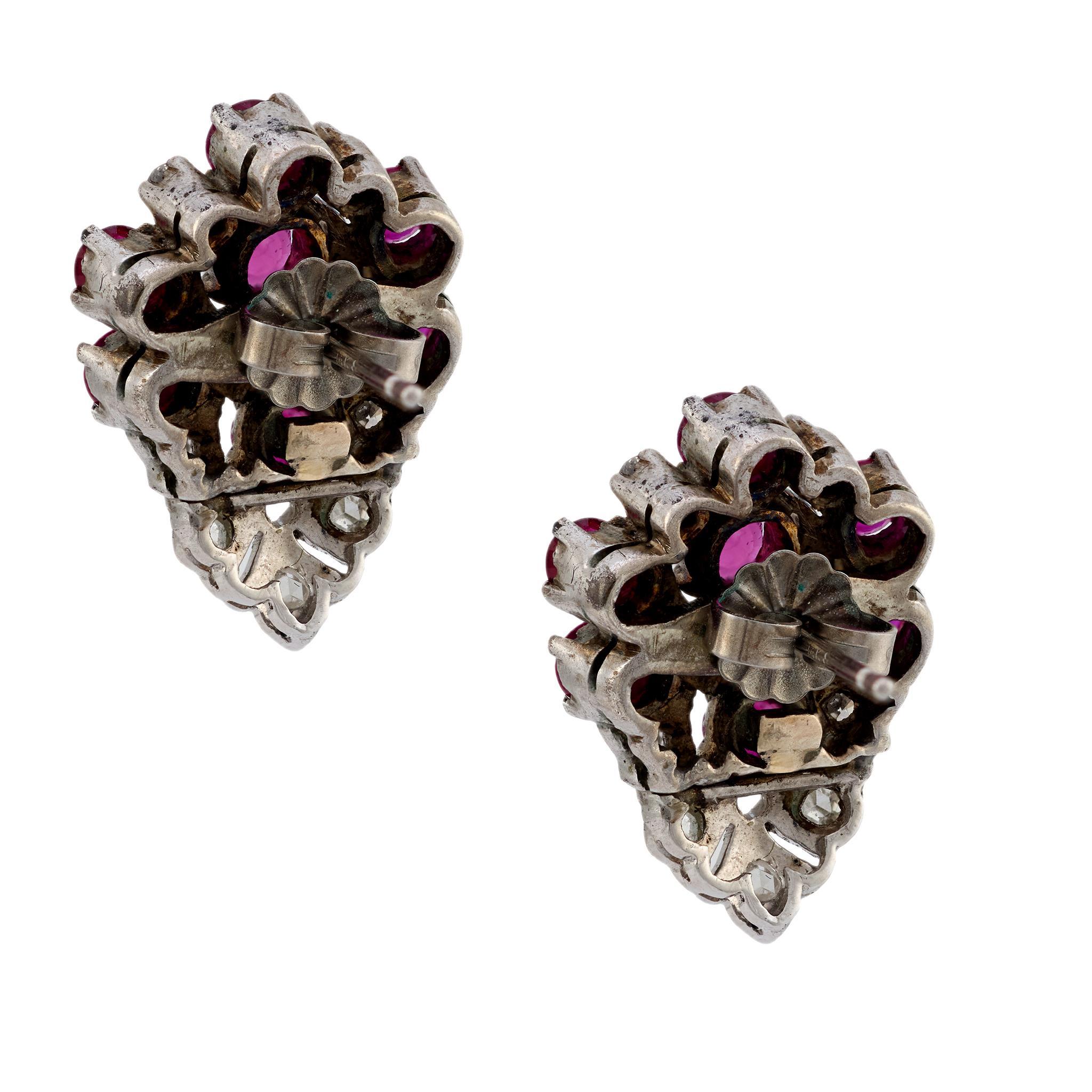 Art Deco Rubin-Diamant-Ohrringe aus Platin (Art déco) im Angebot