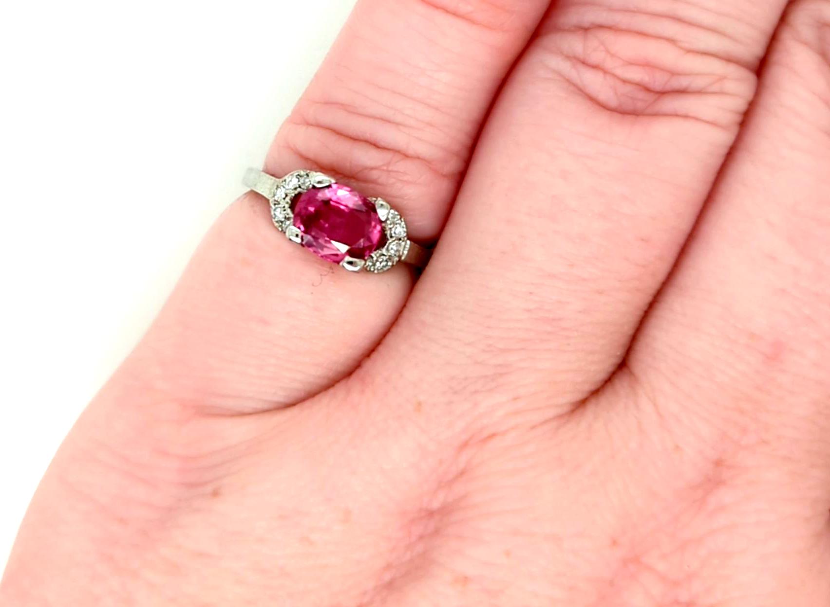 Art Deco Rubin-Diamant-Ring 1,72 Karat Platin Antike Original 1920er Jahre Vintage im Angebot 1