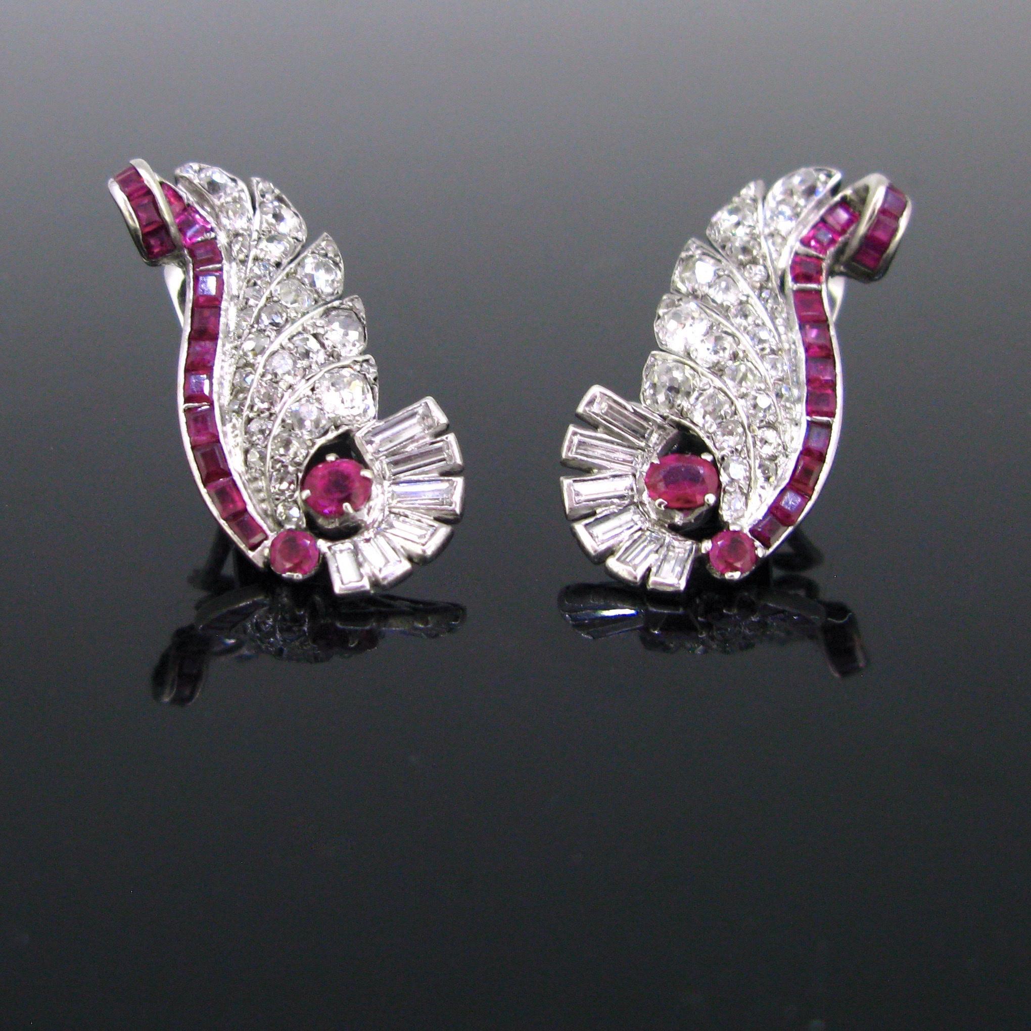 Art Deco Ruby Diamonds Geometric Design Fashion Studs Clips Earrings In Good Condition In London, GB