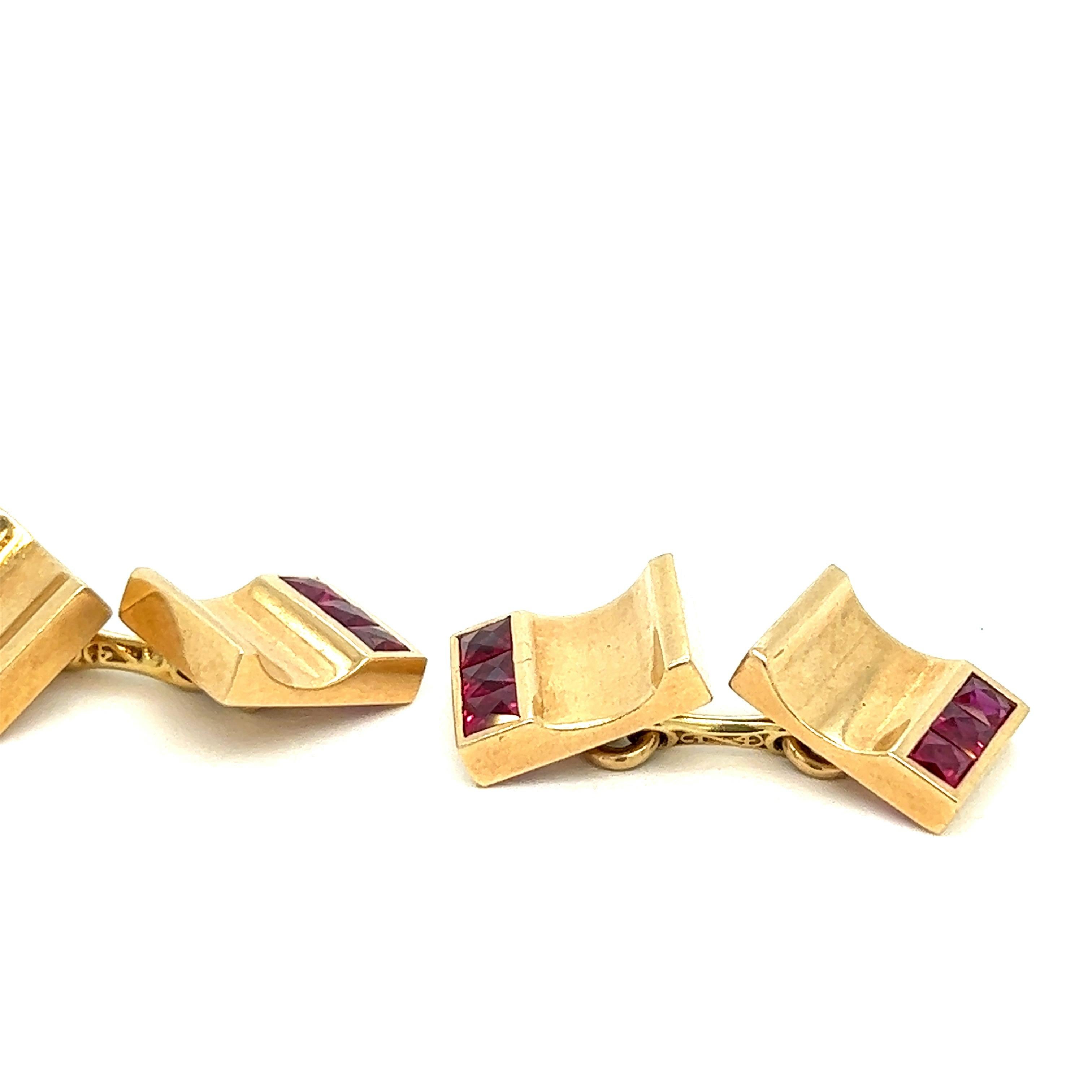 Taille carrée Boutons de manchette Art déco en or rubis en vente