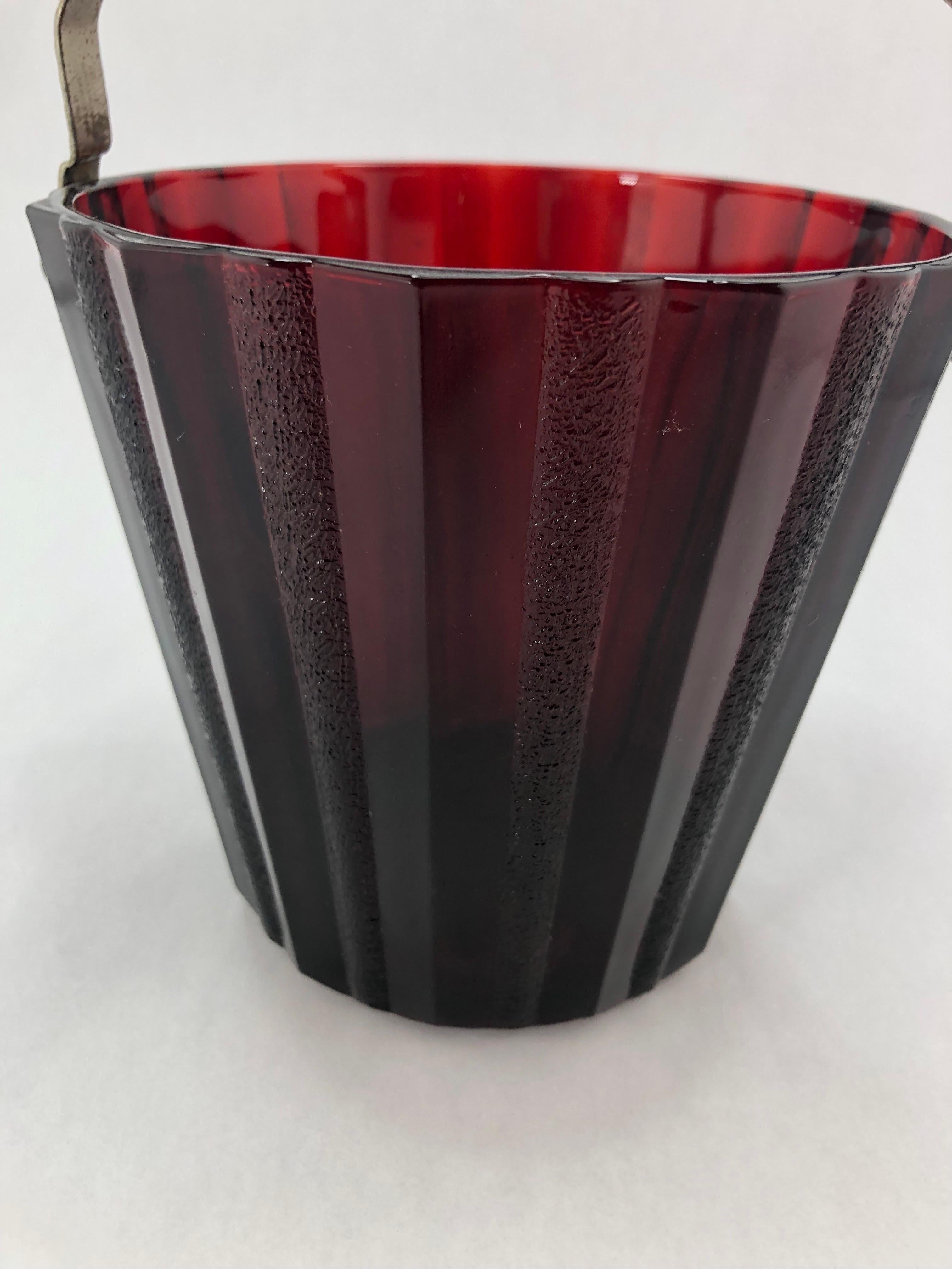 Art Deco Ruby Red Glass Ice Bucket In Good Condition For Sale In Chapel Hill, NC