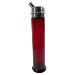 Shakers in vetro rosso rubino Art Deco "Skyscraper" con coperchio cromato