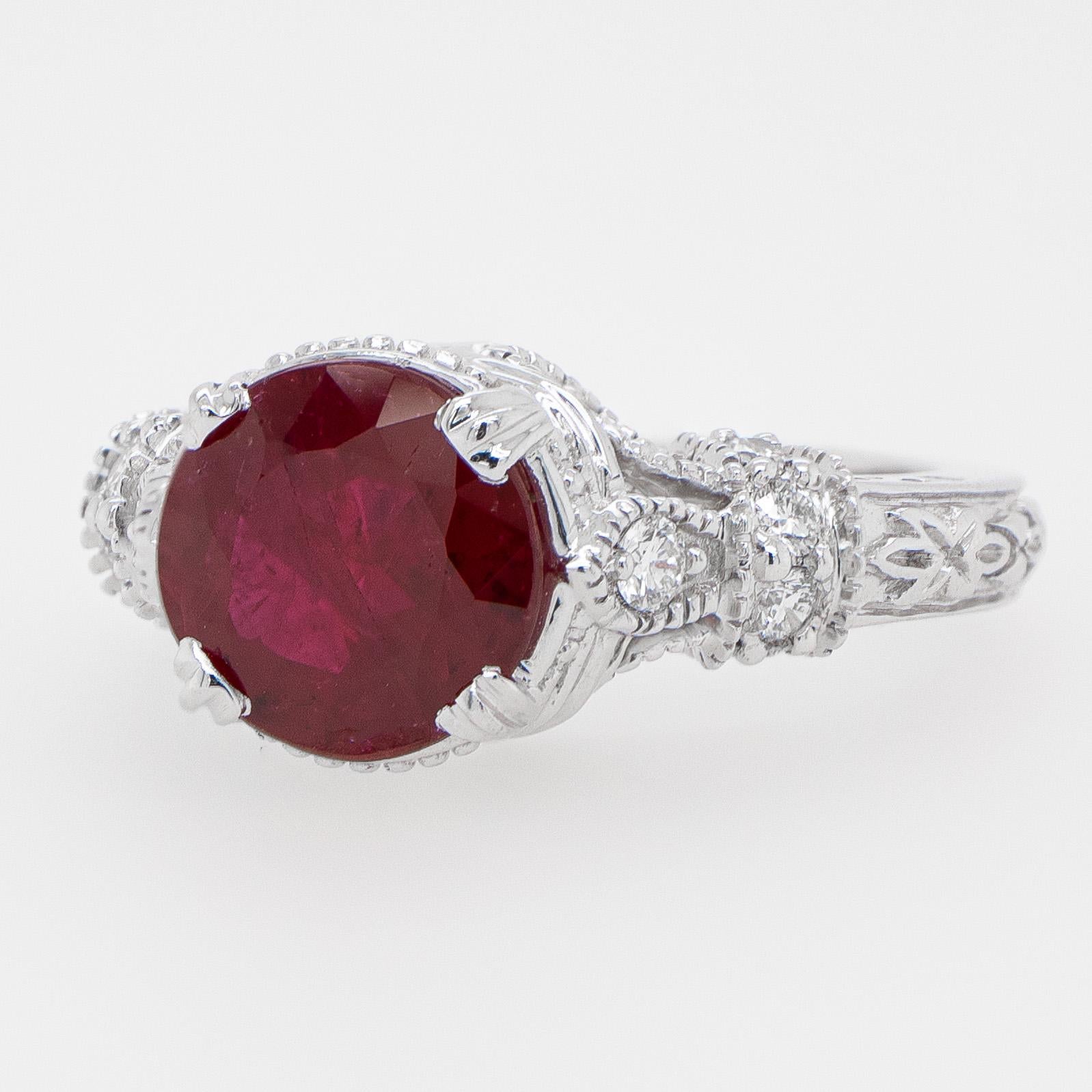 Round Cut Art Deco Ruby Ring 1.86 Carat Set with Diamonds 0.31 Carats 18k White Gold For Sale