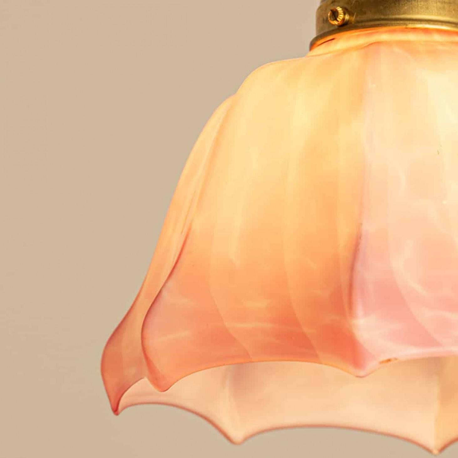 Art Deco Ruffled Murano Hand Blown Glass Pendant Pink Marbled, 1970 For Sale 3
