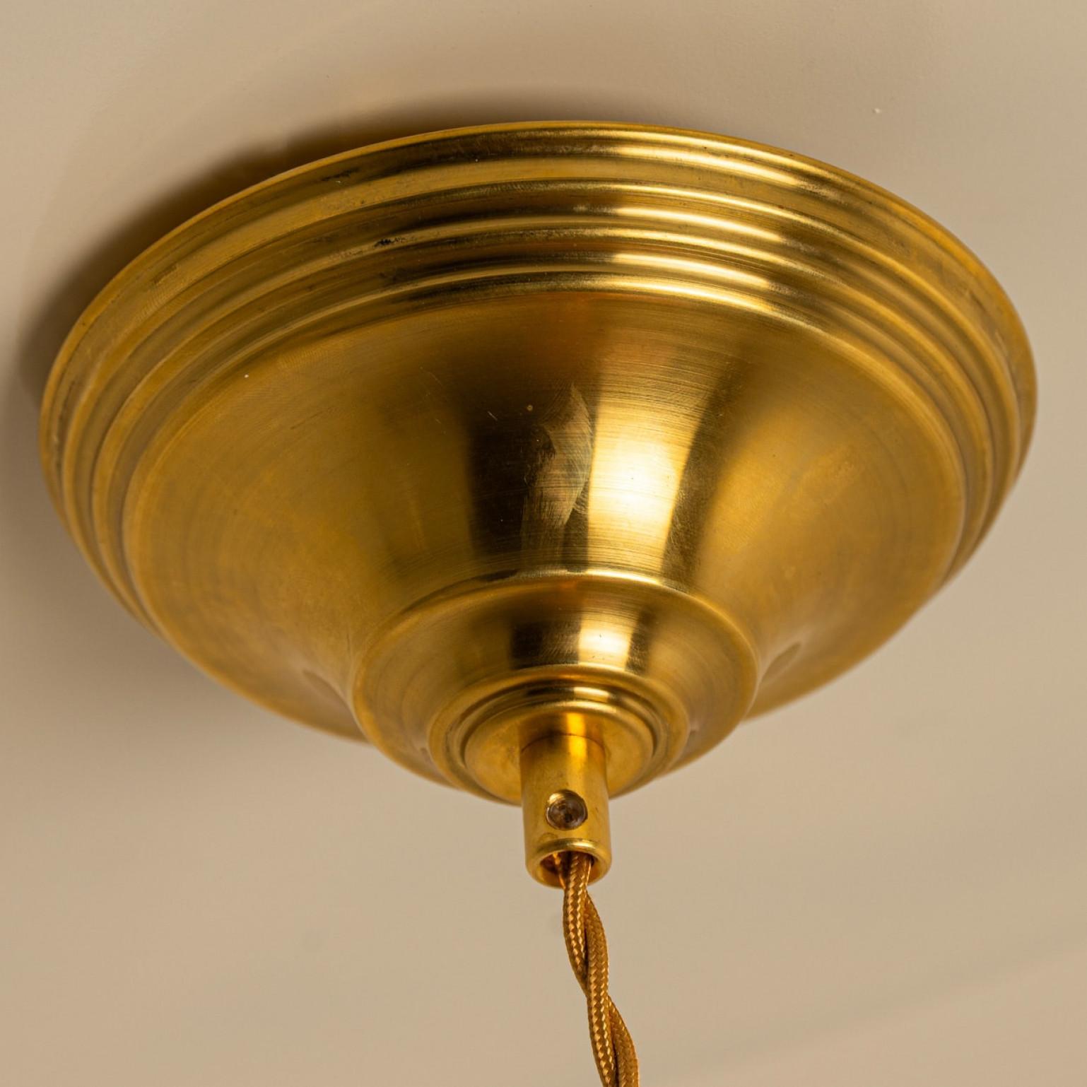 Verre de Murano Pendentif Art Déco en verre soufflé à la bouche de Murano, rose et blanc, 1970 en vente