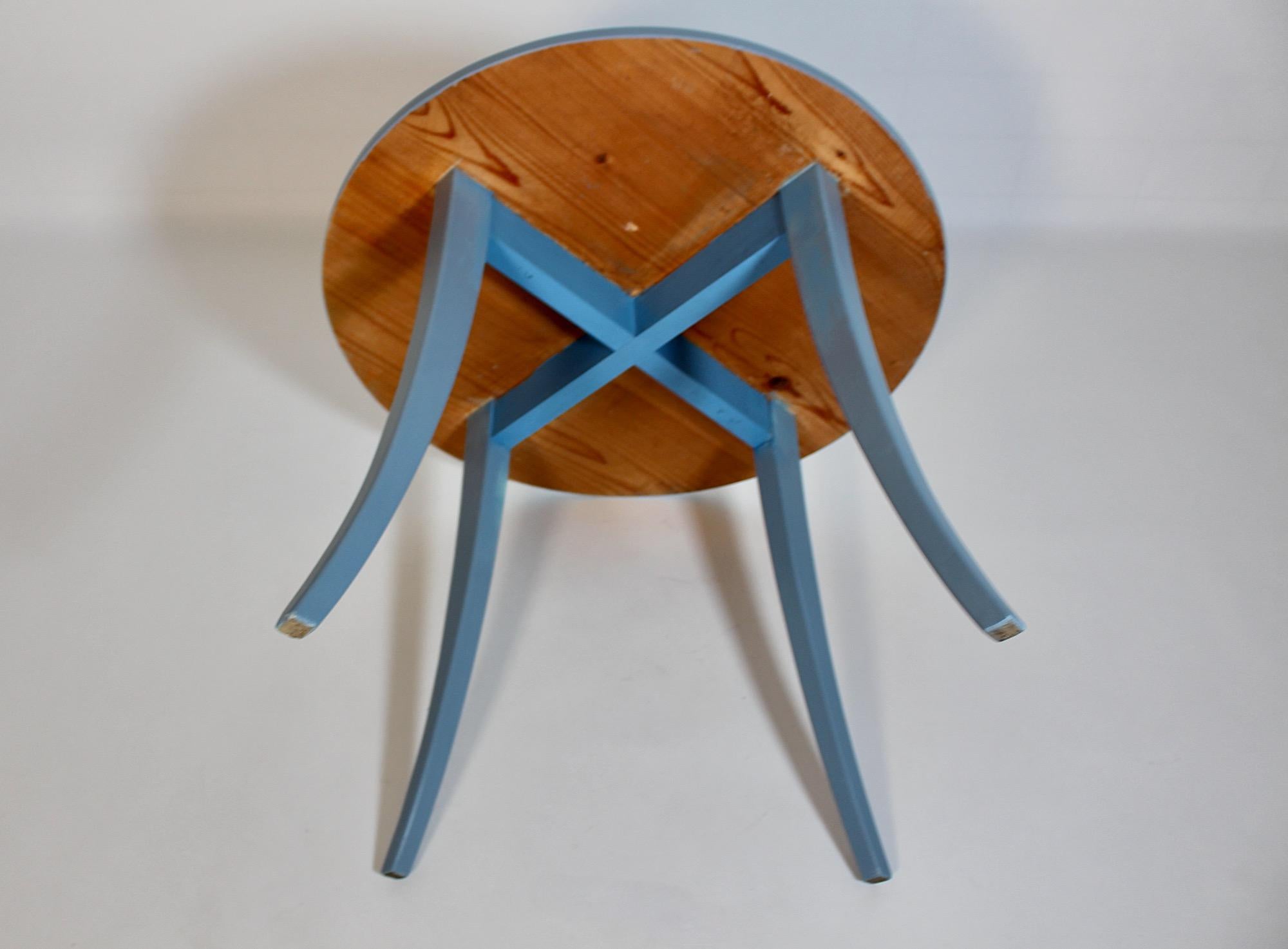 Art Deco Rustic Vintage Pastel Blue Spruce Circular Coffee Table 1930s Austria For Sale 5