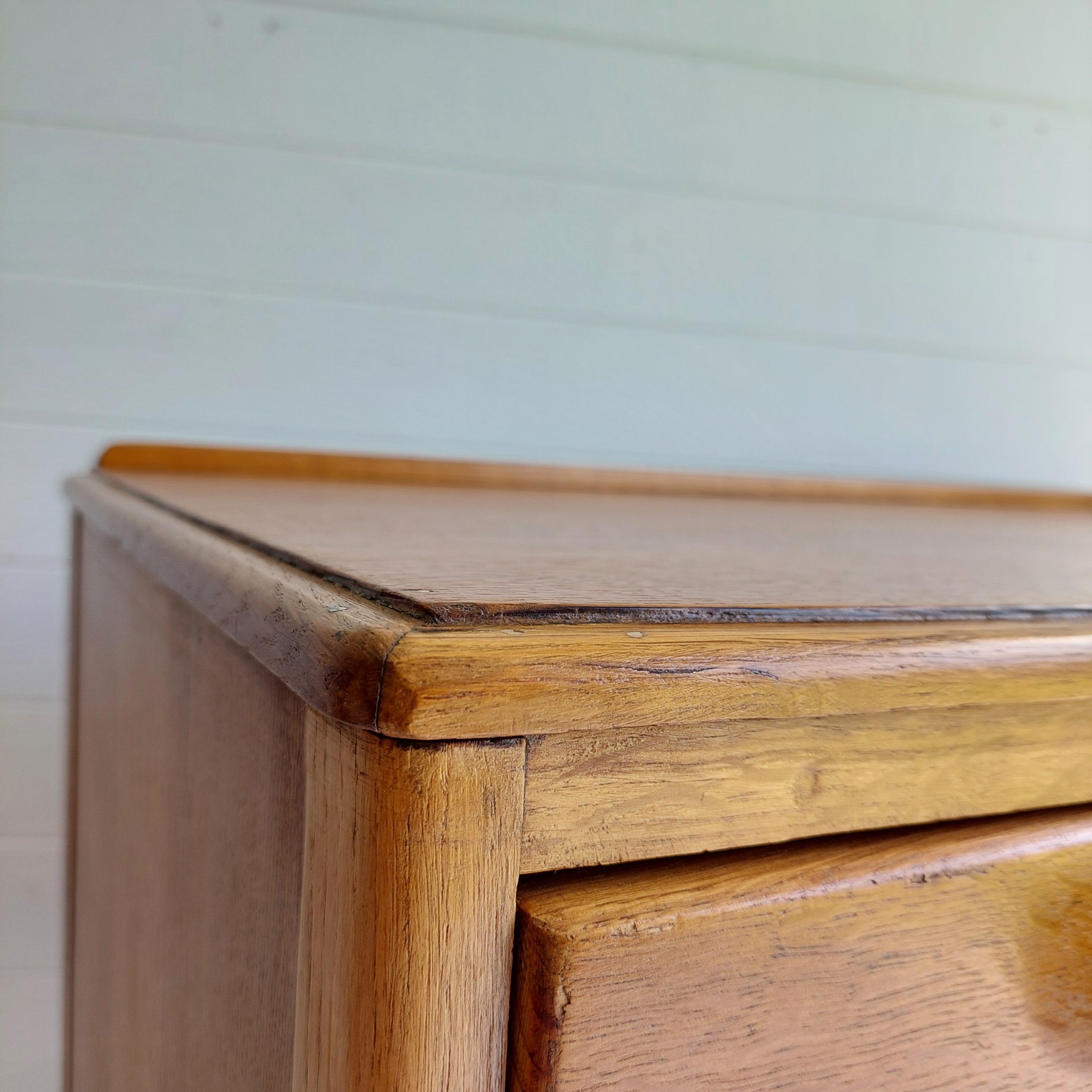 Art Deco Rustic Vintage ‘Utility’ Oak Chest of Drawers from Heals, 1940s 2