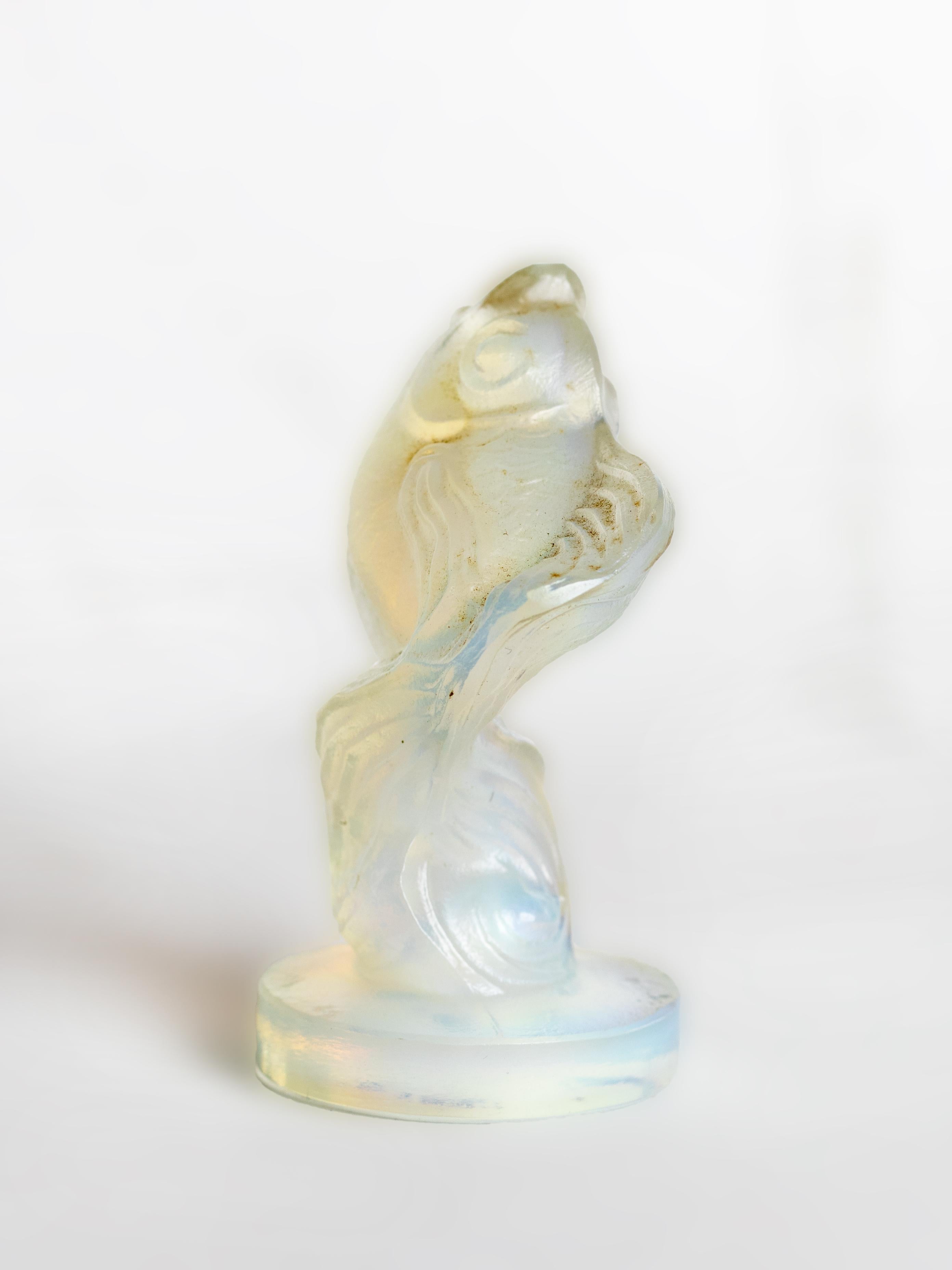 French Art Deco Sabino Artistic Glass Opalescent Fish by Marius Ernest Sabino For Sale