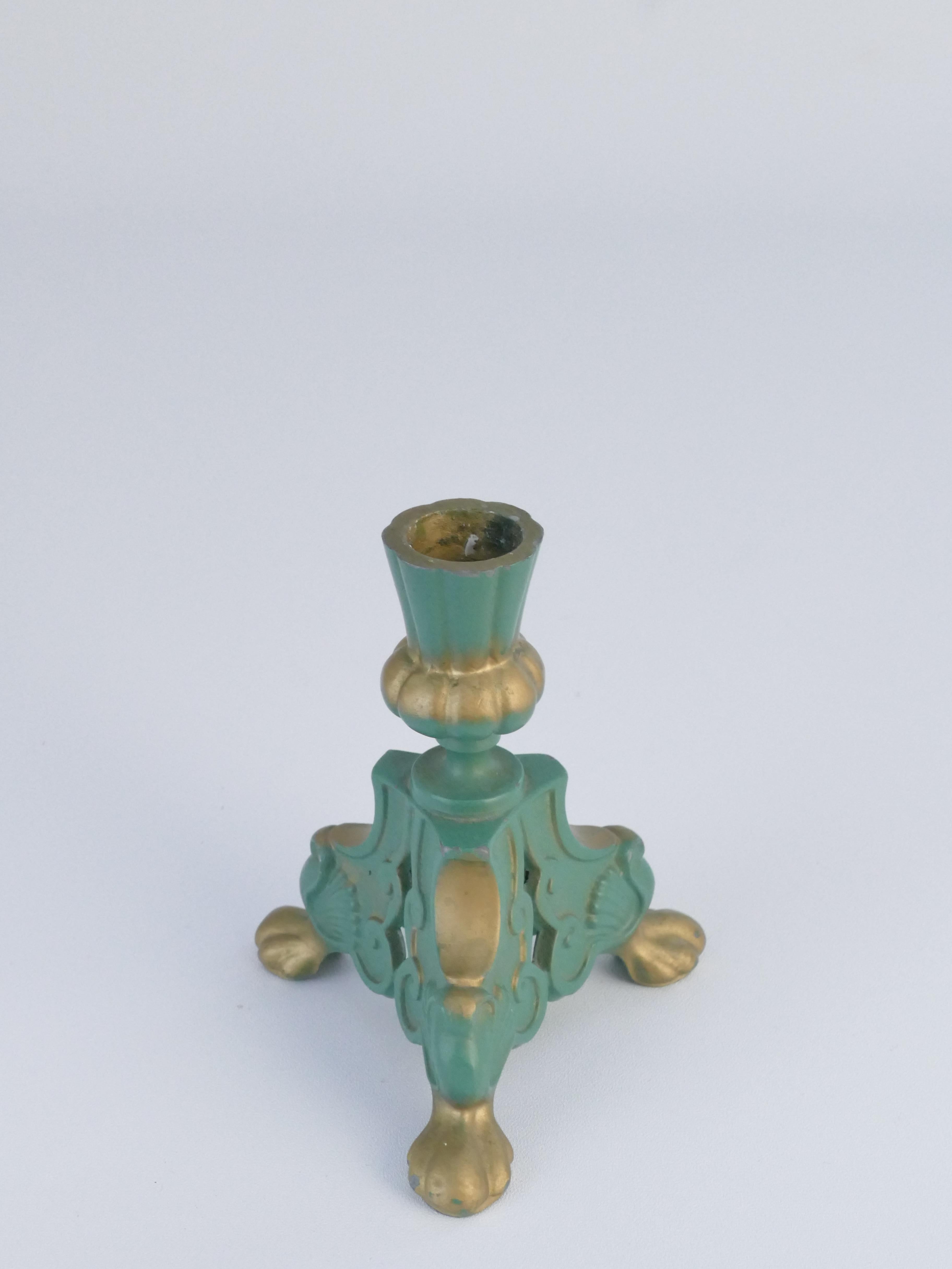 Candelero Art Déco de metal verde salvia, Stjärnmetall, Suecia Década de 1940 Vaciado en venta