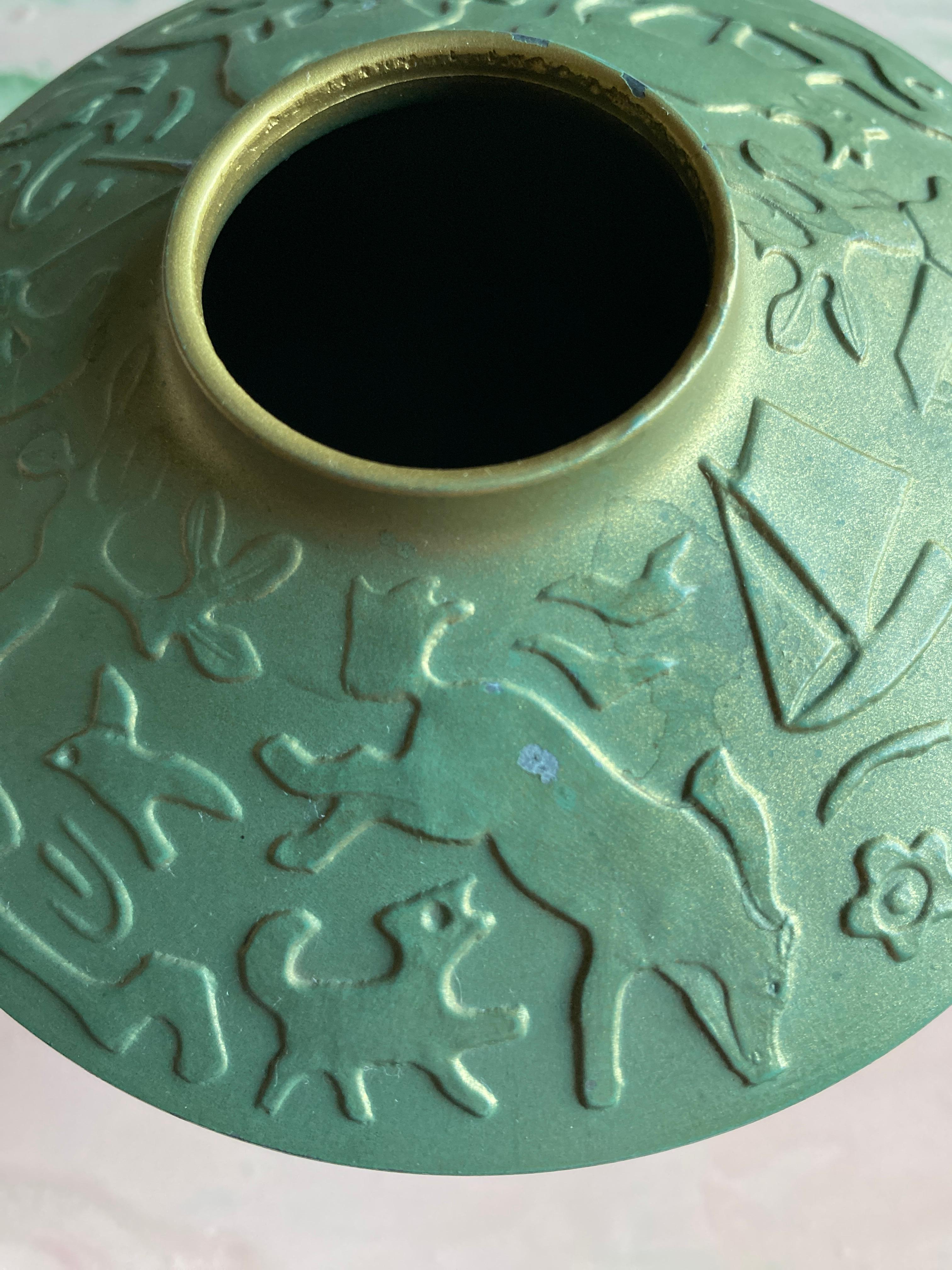 Calco Vaso in metallo Art Deco Greene & Greene Attribuito a Sonja Katzin, Stjärnmetall, anni '40 in vendita