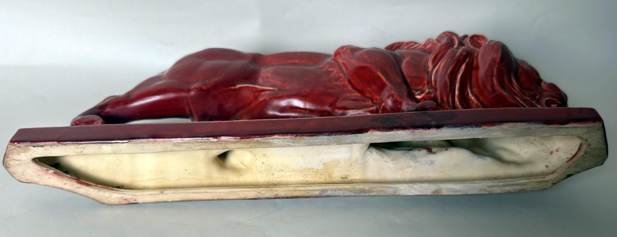León francés de cerámica esmaltada roja Art Déco Saint Clément en venta 10