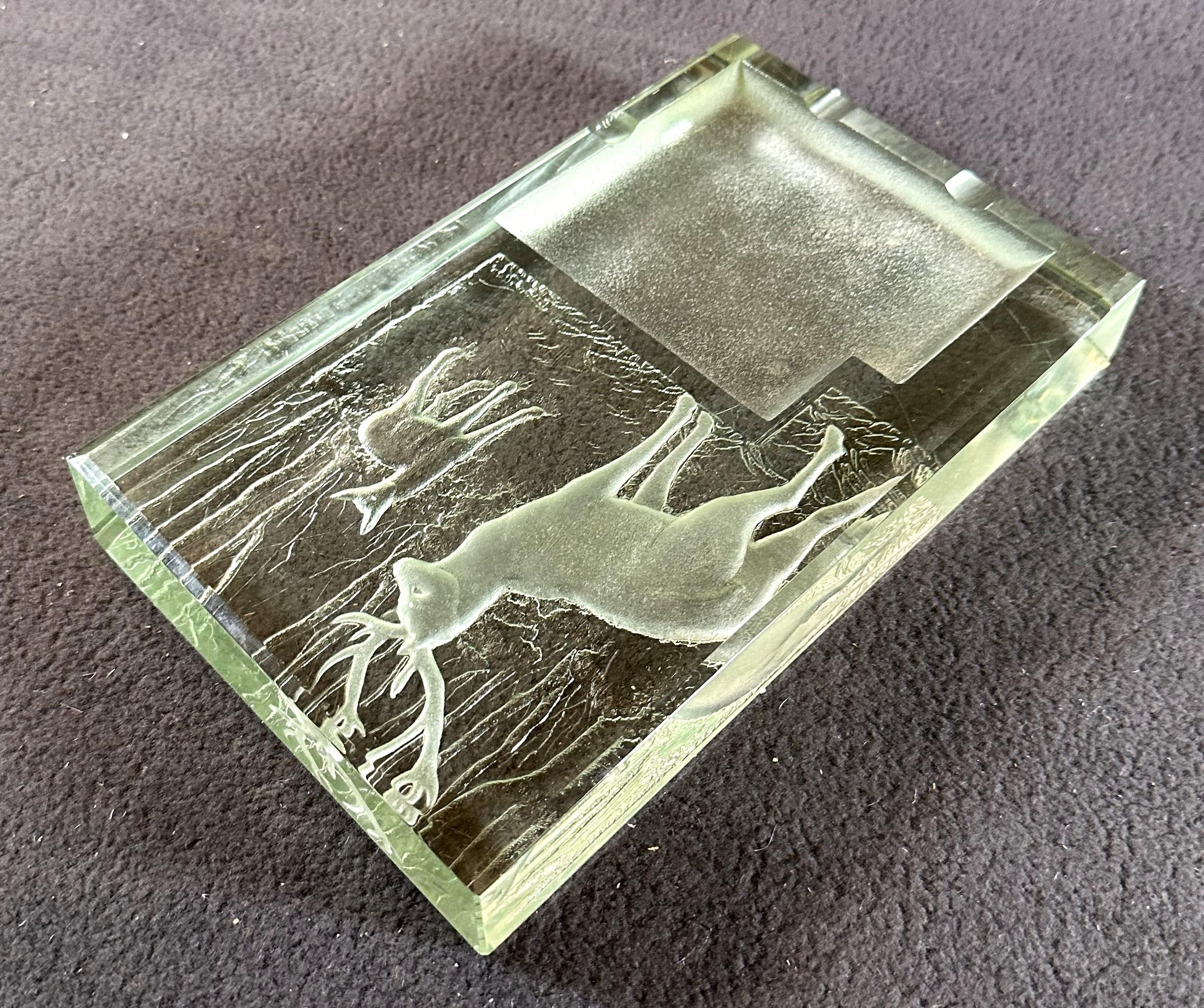 Art Deco Saint Gobain Glass etched ashtray, Centerpiece Luce, signed Müller 5