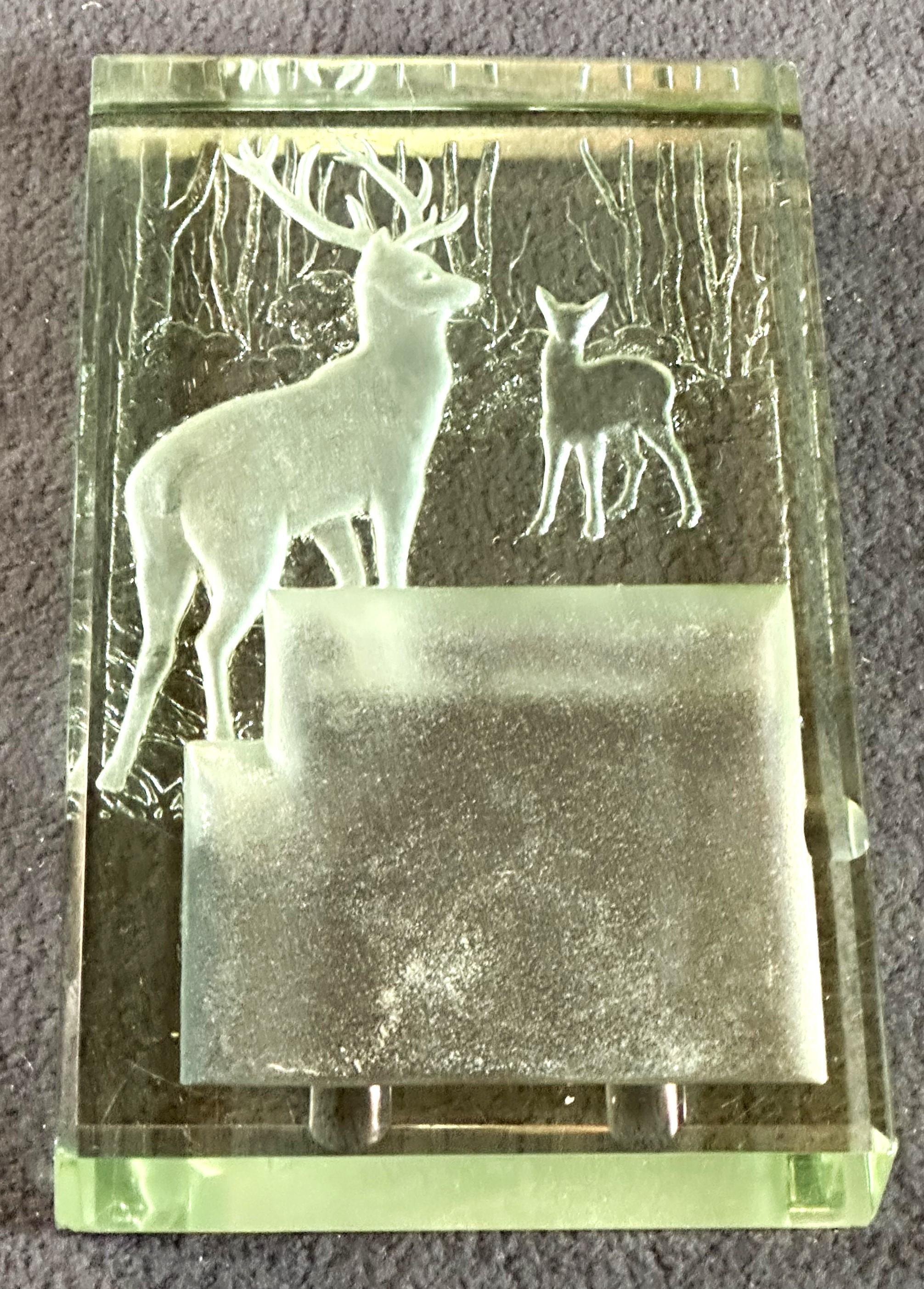 Mid-20th Century Art Deco Saint Gobain Glass etched ashtray, Centerpiece Luce, signed Müller