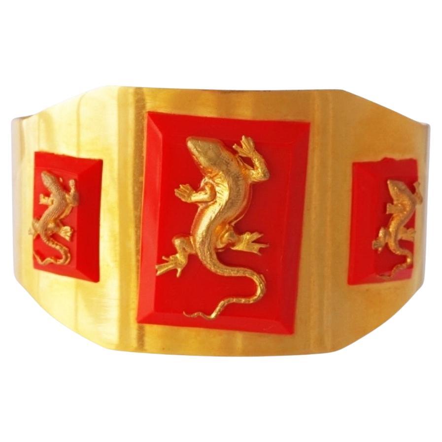 Art Deco Salamander Manschettenarmband mit Kirsche Bakelit von Jean Painlevé, 1930er Jahre