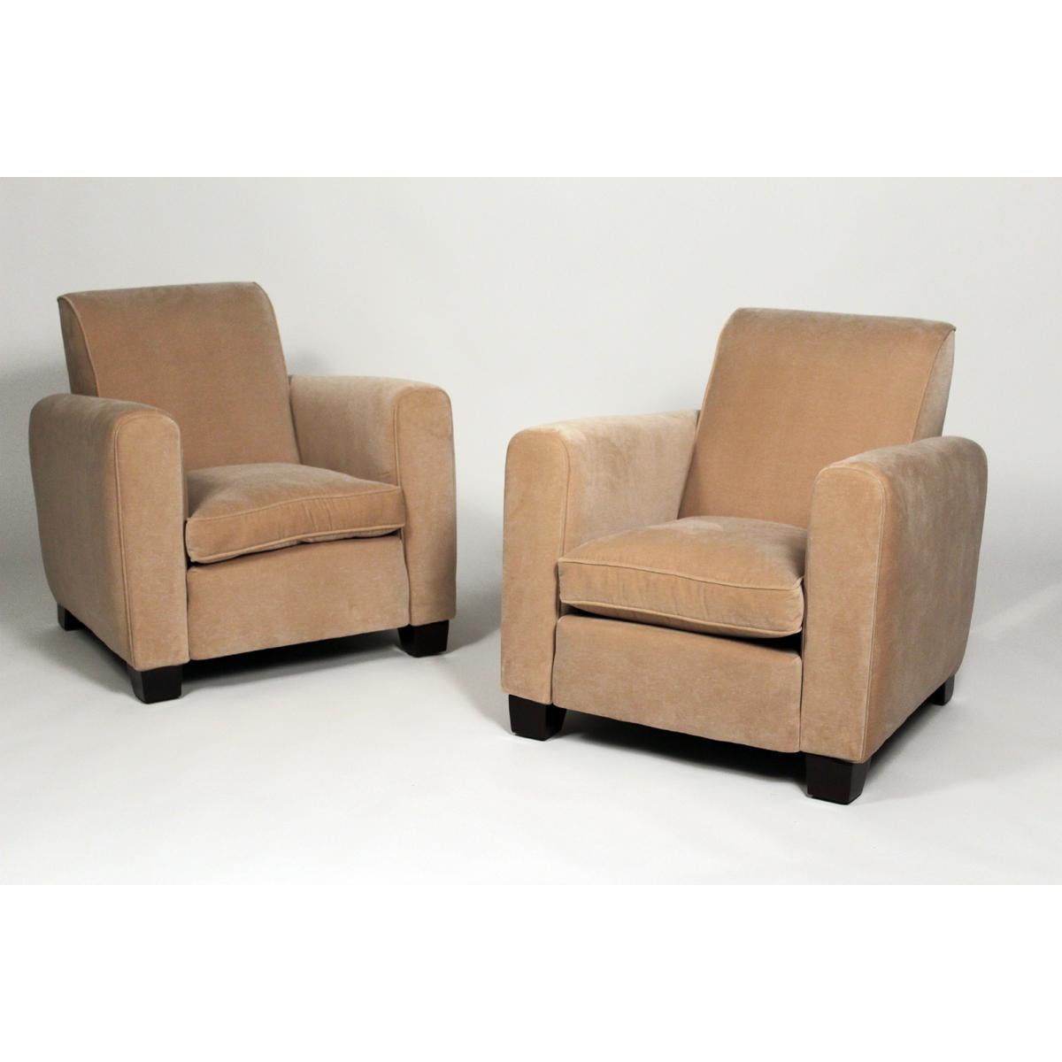 A salon set by Jules Leleu made out of a solid mahogany frame and upholstered in fabric.
Made in France, circa 1935
Reference: House of Leleu by Francoise Siriex, Page 73.