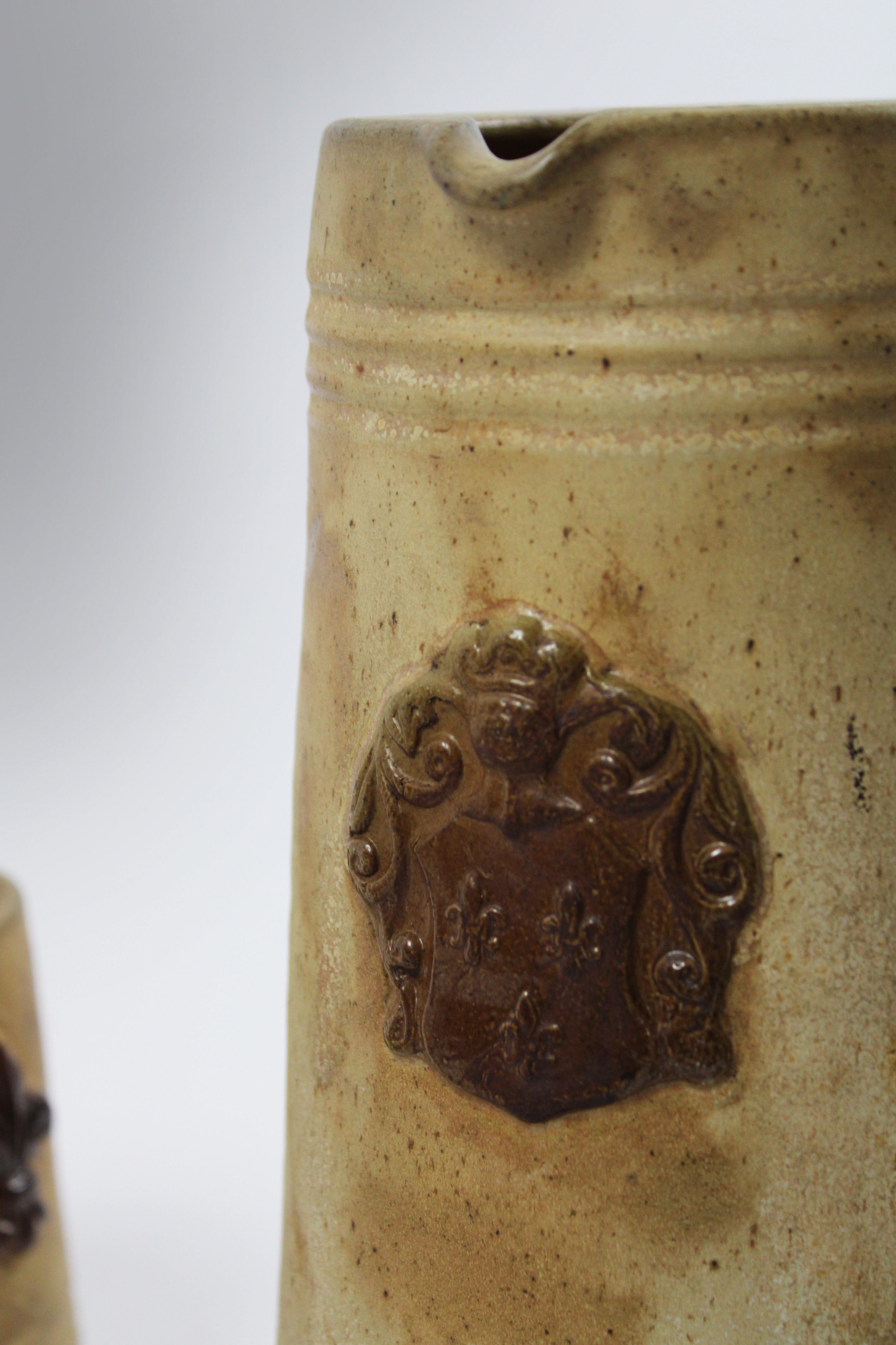 Milieu du XXe siècle Pichet et 6 carafes en grès émaillé au sel Art Déco signé Guerin Belgique années 1930 en vente
