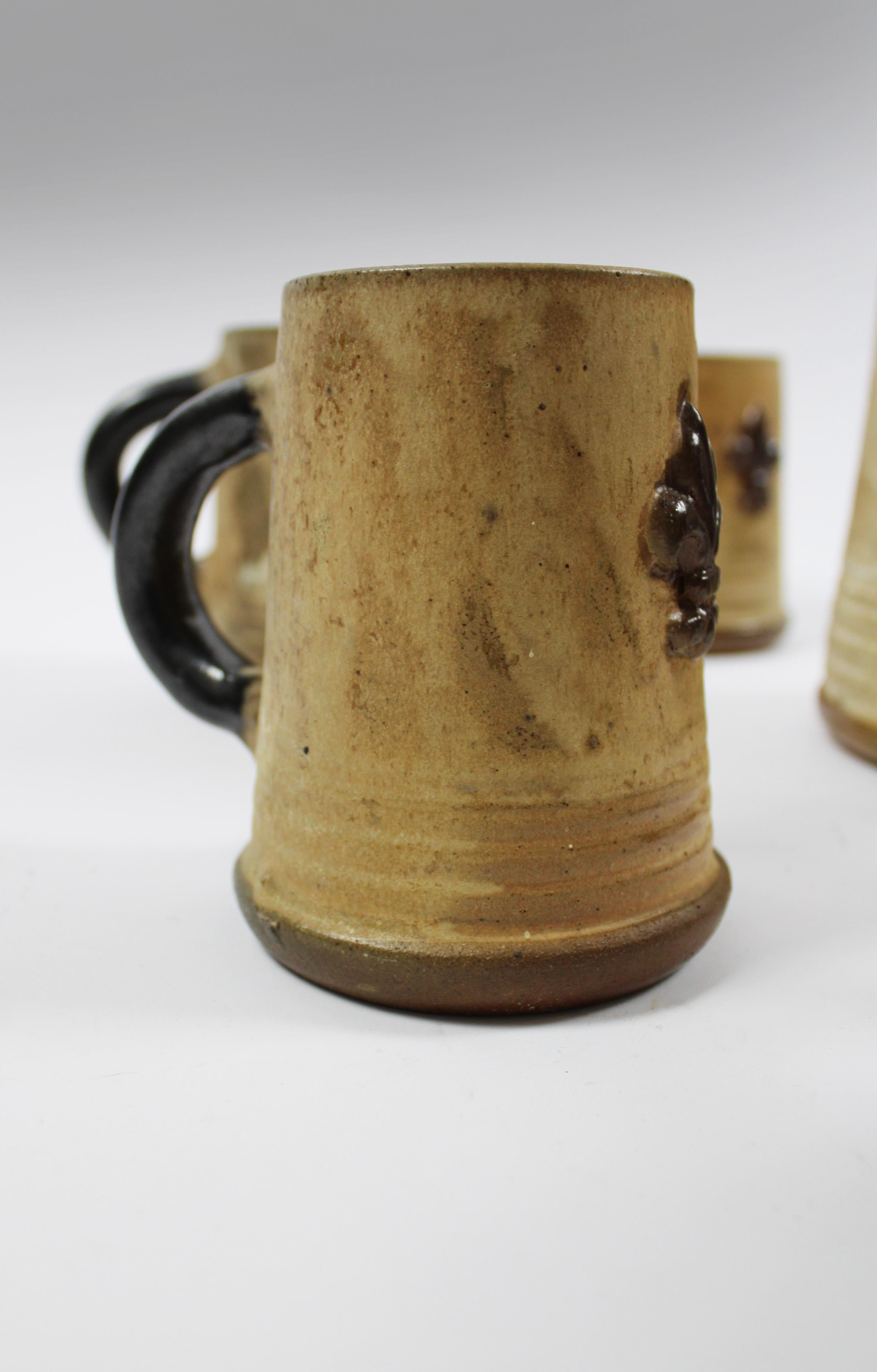 Céramique Pichet et 6 carafes en grès émaillé au sel Art Déco signé Guerin Belgique années 1930 en vente