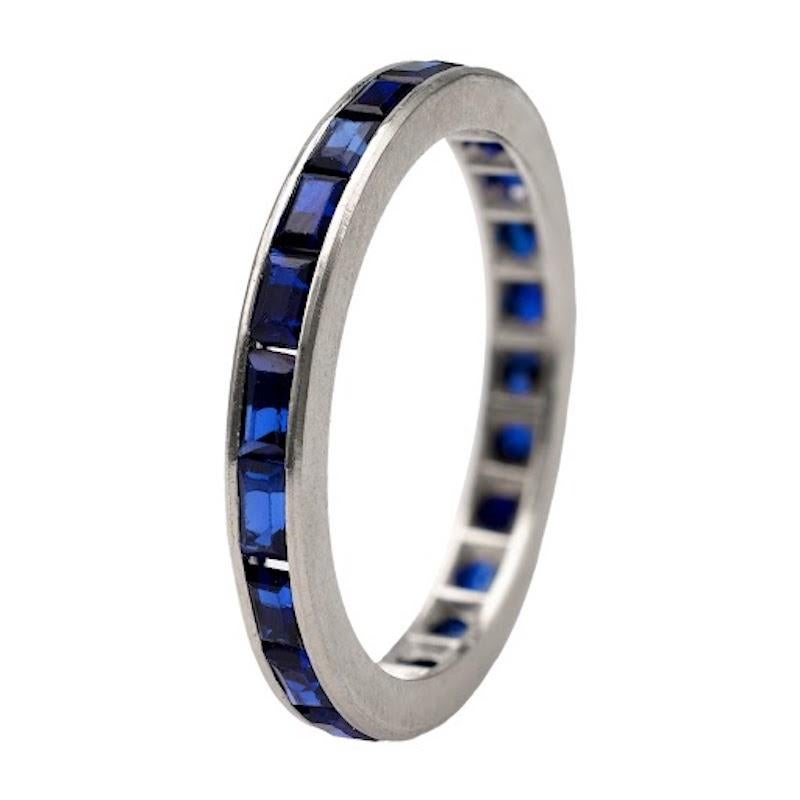 Art Deco Sapphire 14k White Gold Eternity Band In Good Condition For Sale In Beverly Hills, CA