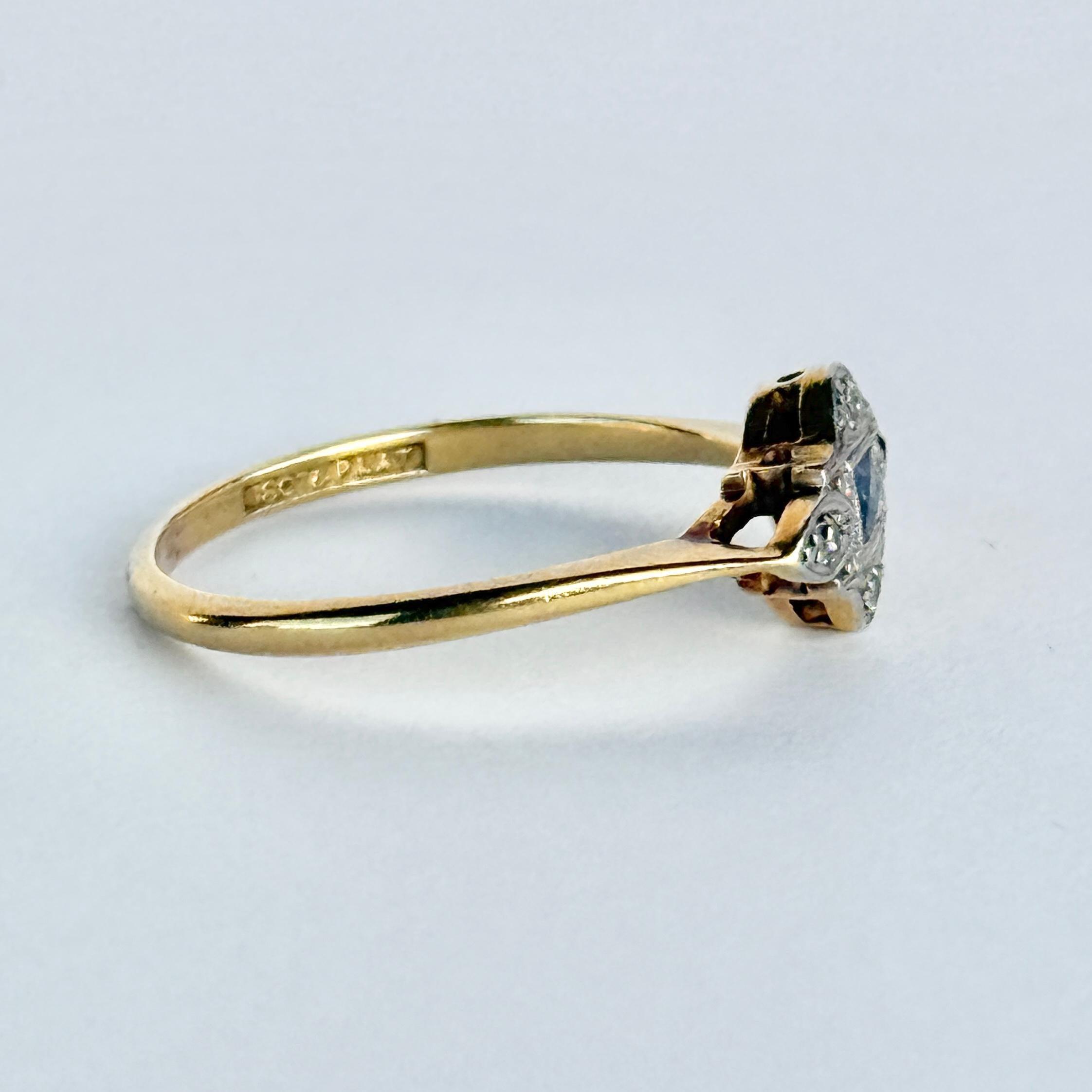 Donna Anello Art Deco con zaffiro e diamante in oro 18 carati e platino con pannello a grappolo in vendita