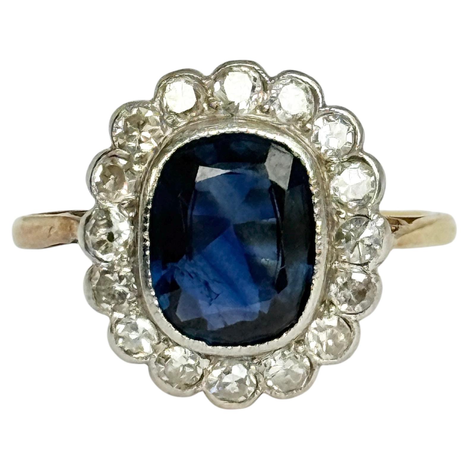 Art Deco Sapphire and Diamond 18 Carat Gold Cluster Panel Ring