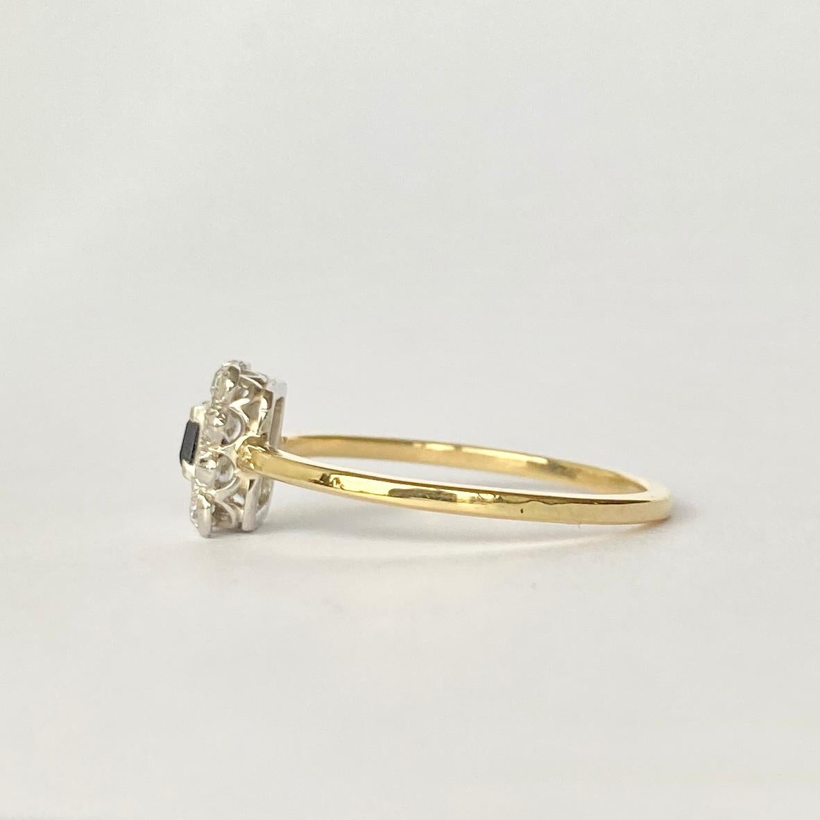 Art Deco Sapphire and Diamond 18 Carat Gold Cluster Ring In Good Condition In Chipping Campden, GB