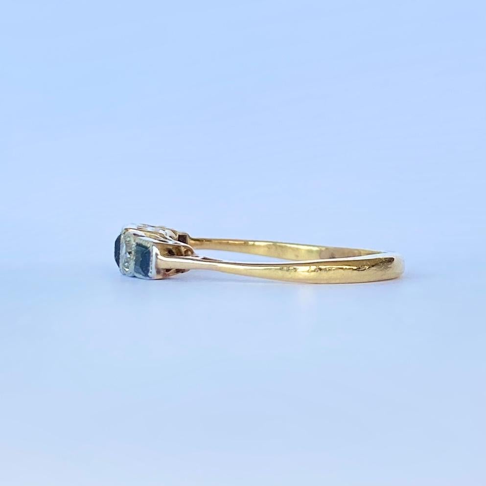 Art Deco Sapphire and Diamond 18 Carat Gold Five-Stone Ring In Good Condition In Chipping Campden, GB
