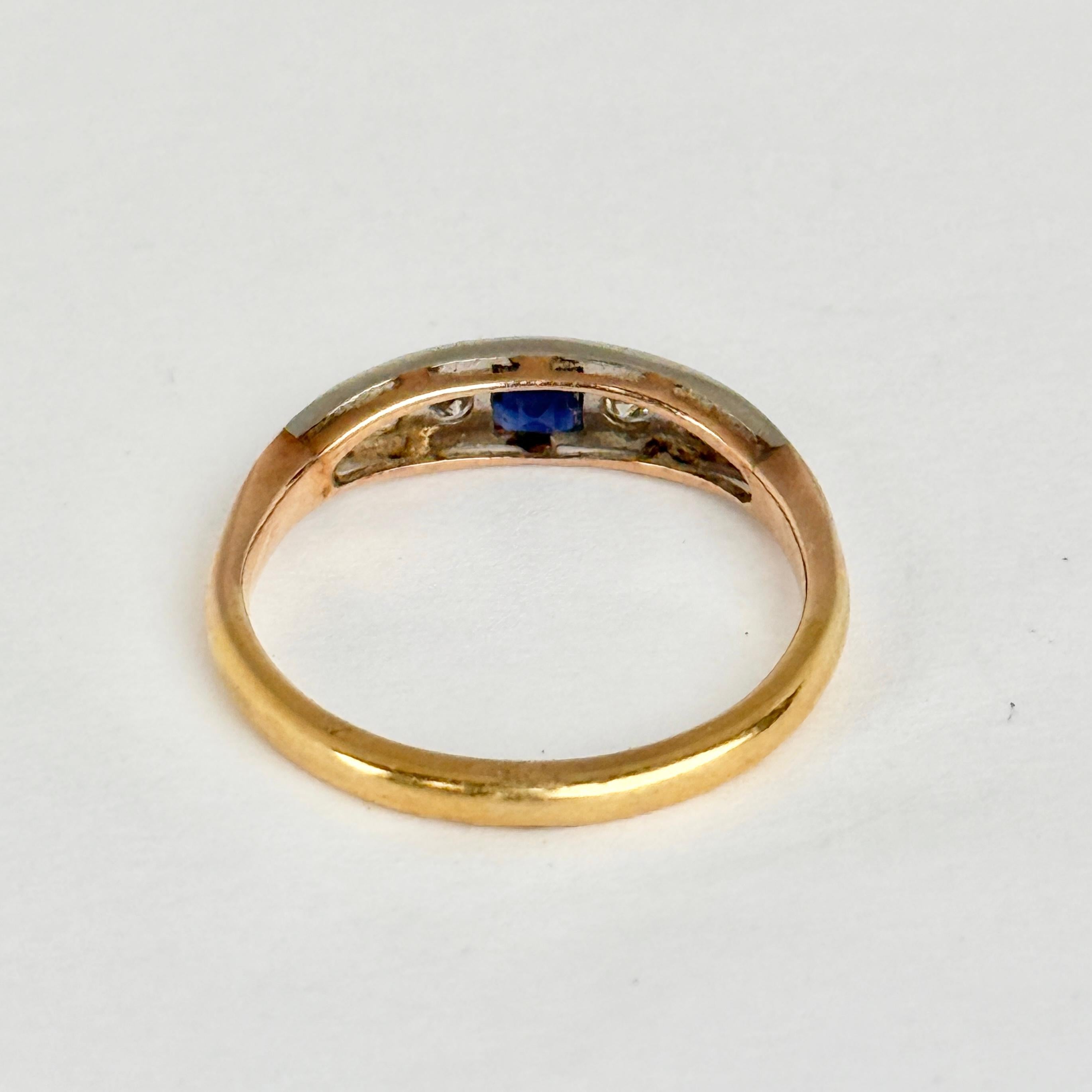 Fascia a sette pietre in oro 18 carati con zaffiri e diamanti Art Deco in vendita 1