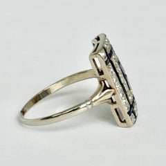 Anello a pannello in oro bianco 18 carati con zaffiro e diamante Art Deco