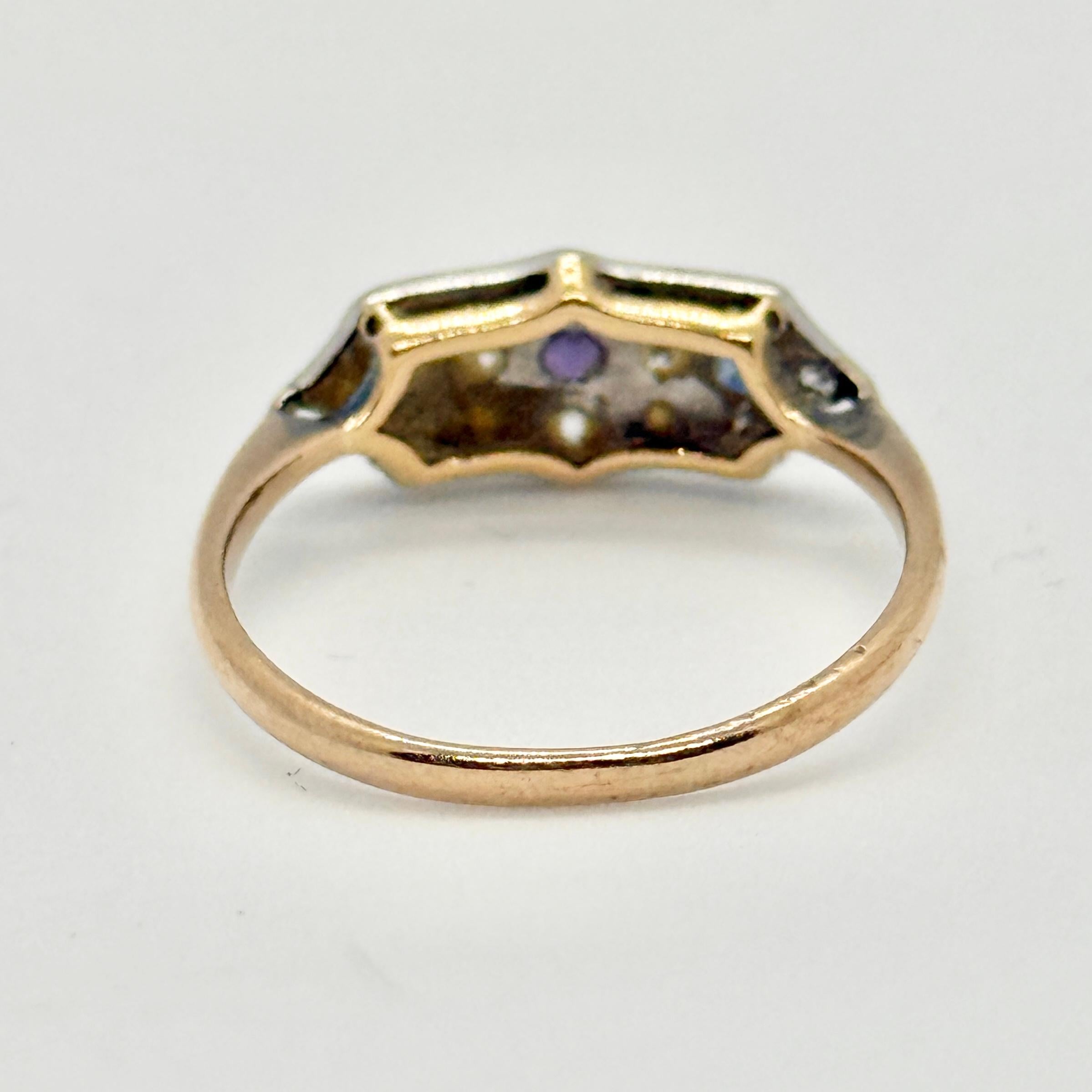 Bague à triple grappe Art déco en or 9 carats avec saphirs et diamants en vente 1