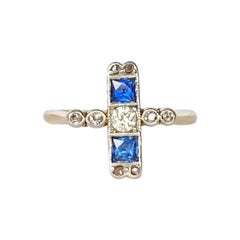 Antique Art Deco Sapphire and Diamond and Platinum Ring